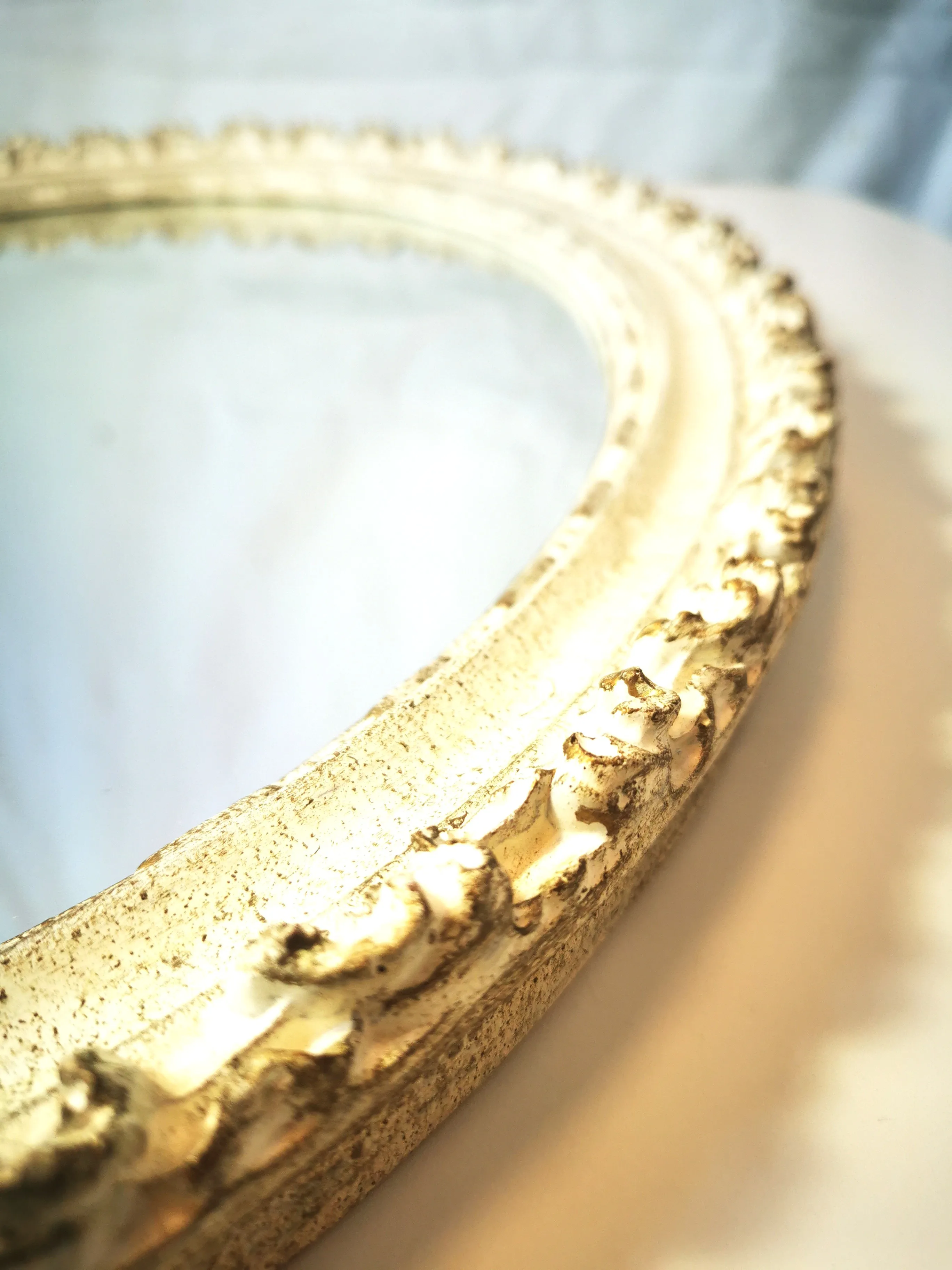 Mirror Oval Vintage Ornate - Artlight Co. Ltd. - Made in Canada image indicator(4)