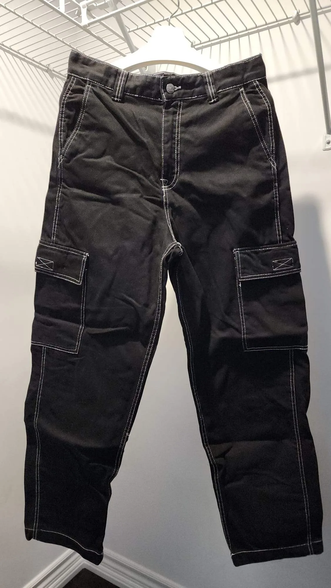 Bershka - Wide Cargo Pants - Size 29 (sizing in description) thumbnail