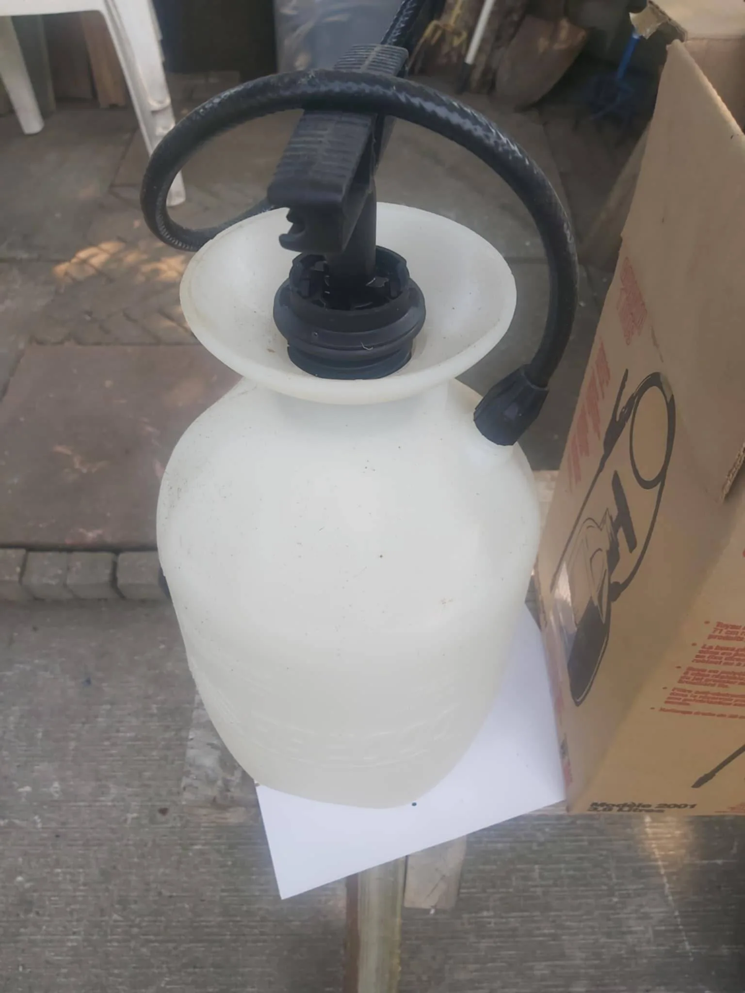 portable garden sprayer thumbnail