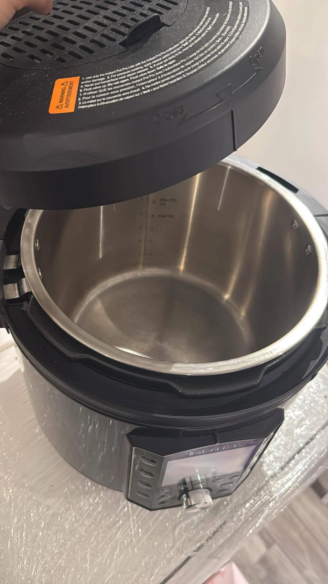 Instant Pot Pro (8 QT) 10-in-1 Pressure Cooker image indicator(2)