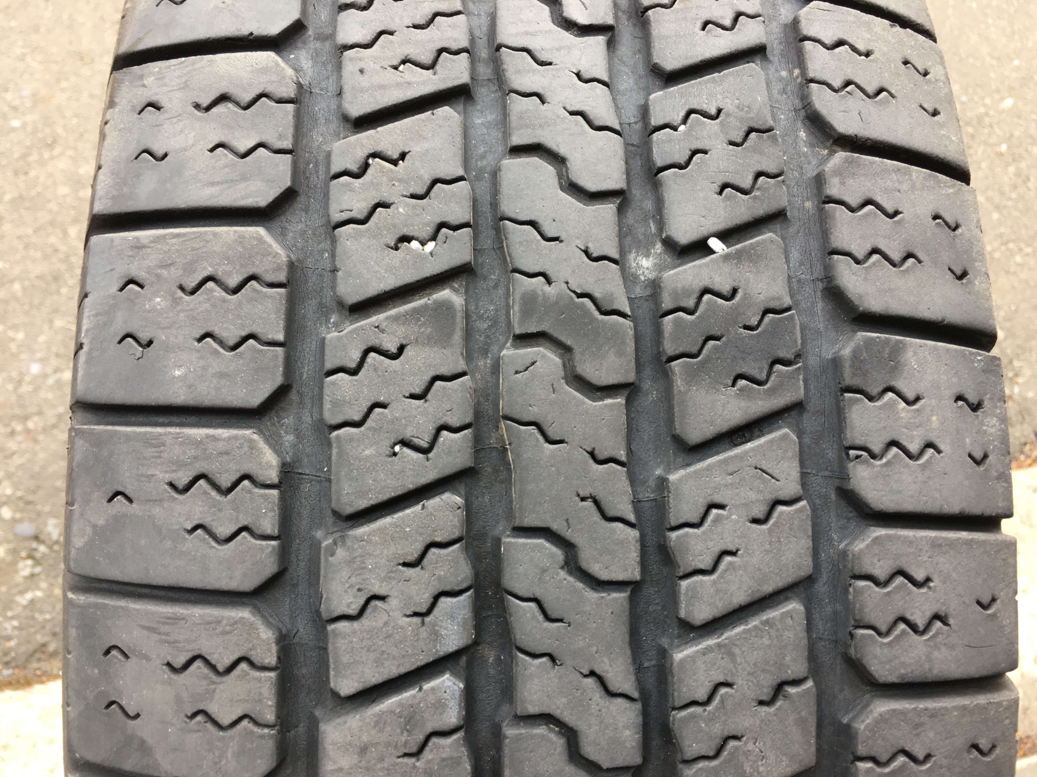 1 X single 265/70/17 Goodyear Wrangler SRA with 60% tread - photo 2