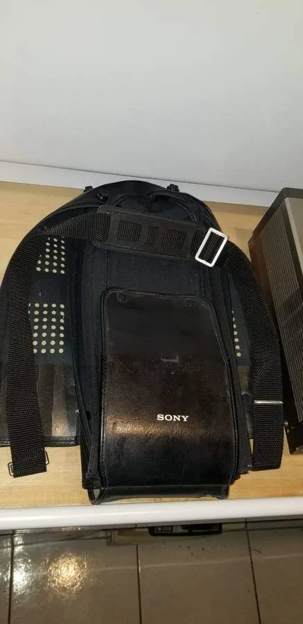 EXTREMELY RARE 1980 Worlds Smallest Color SONY Trinitron KV-4000 image indicator(9)