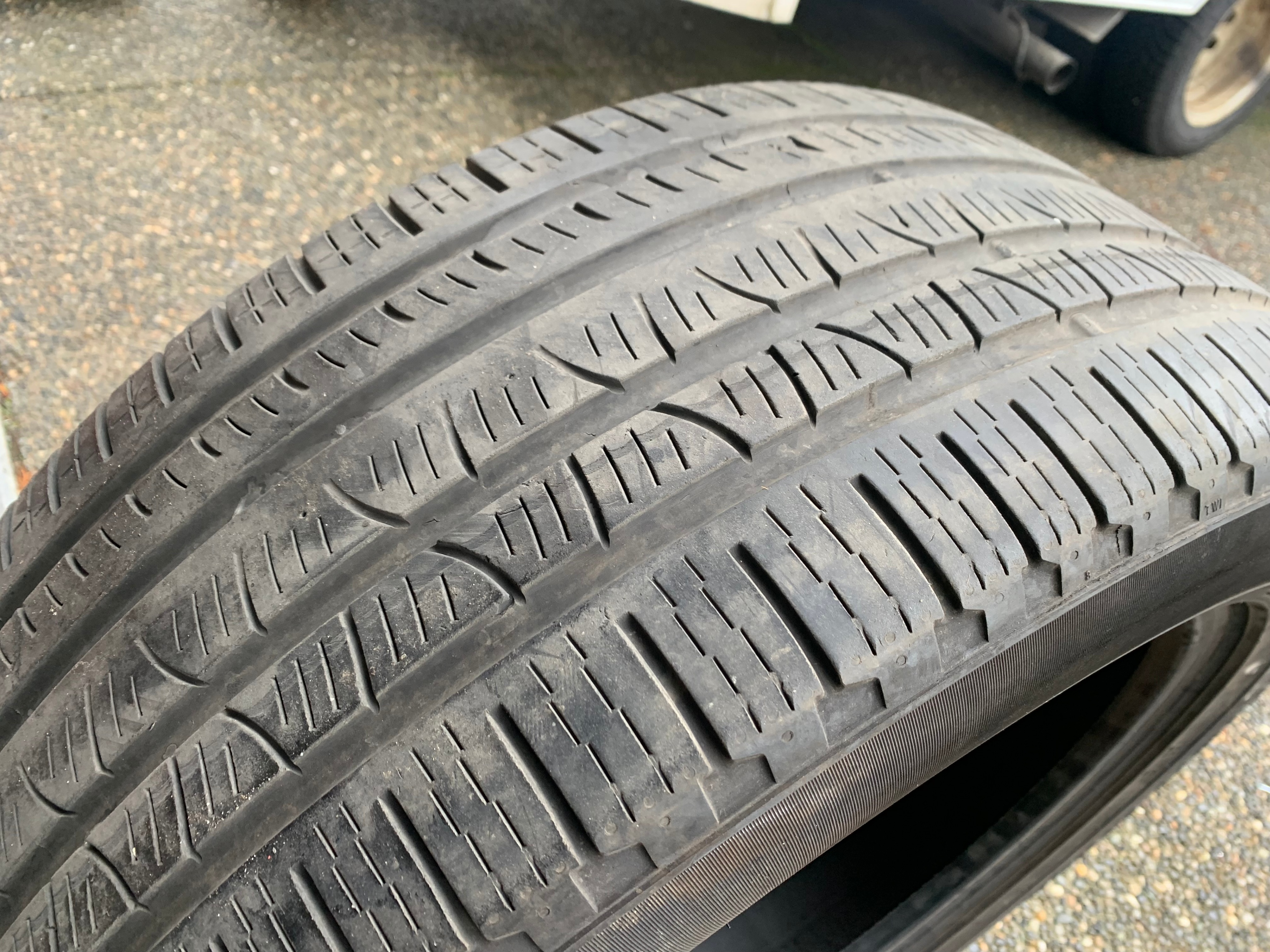 1 x single 255/50/20 Pirelli scorpion verde A/S LR w 55% tread - photo 4