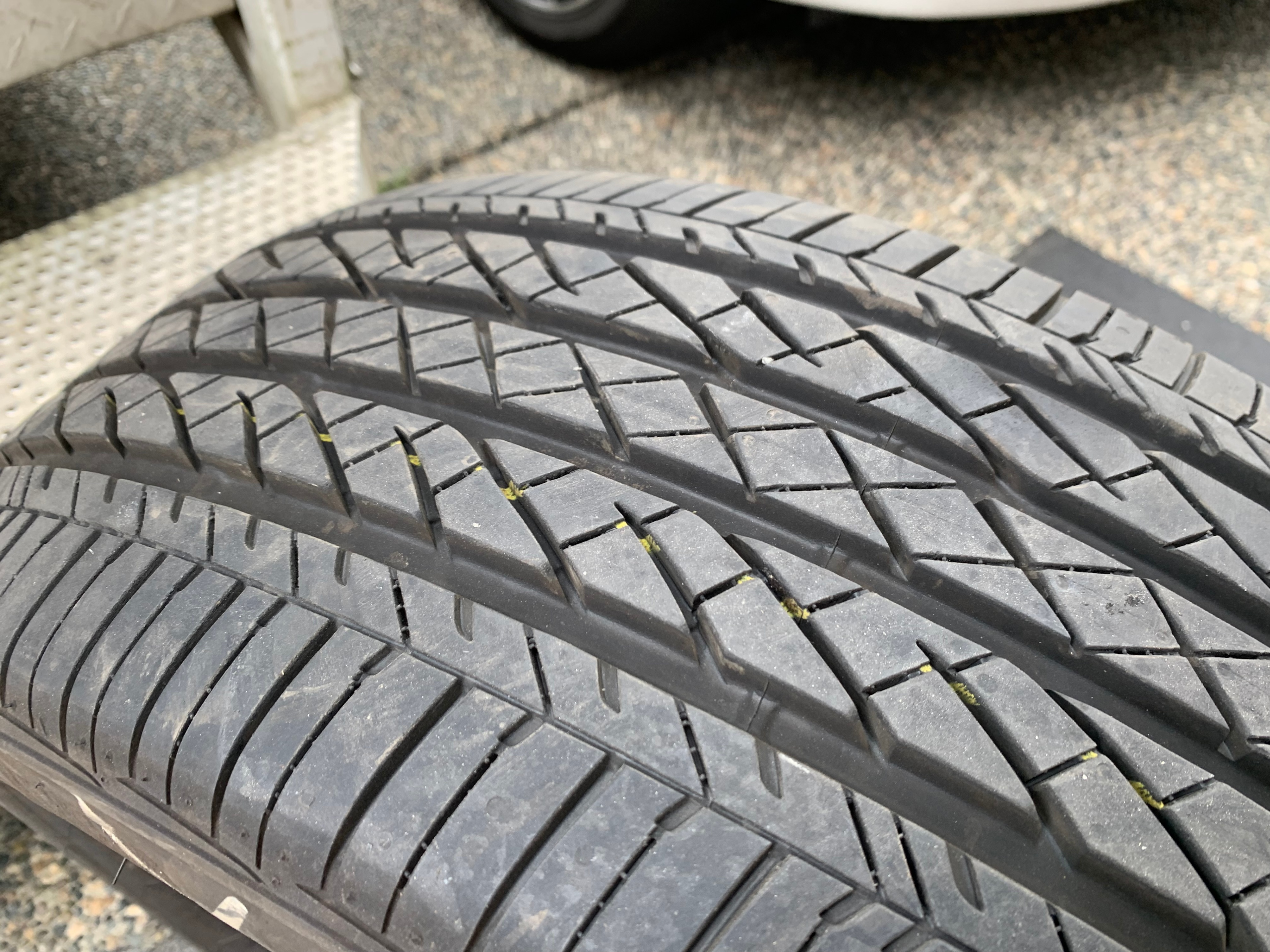 1 X single 215/55/18 Bridgestone Turanza EL440 with 90% tread - photo 4