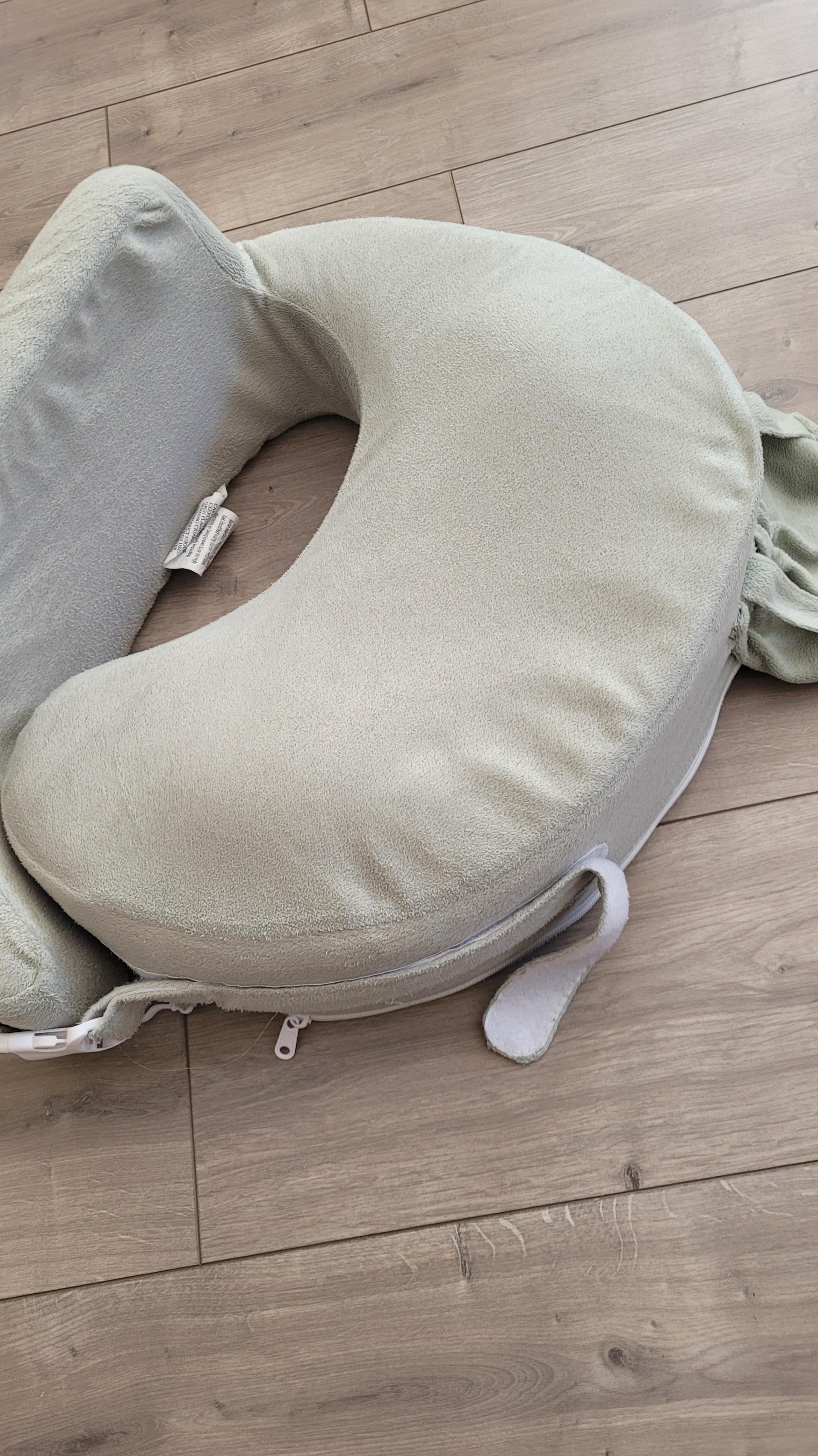 My Brest Friend Nursing Pillow (extra cover included) - photo 3