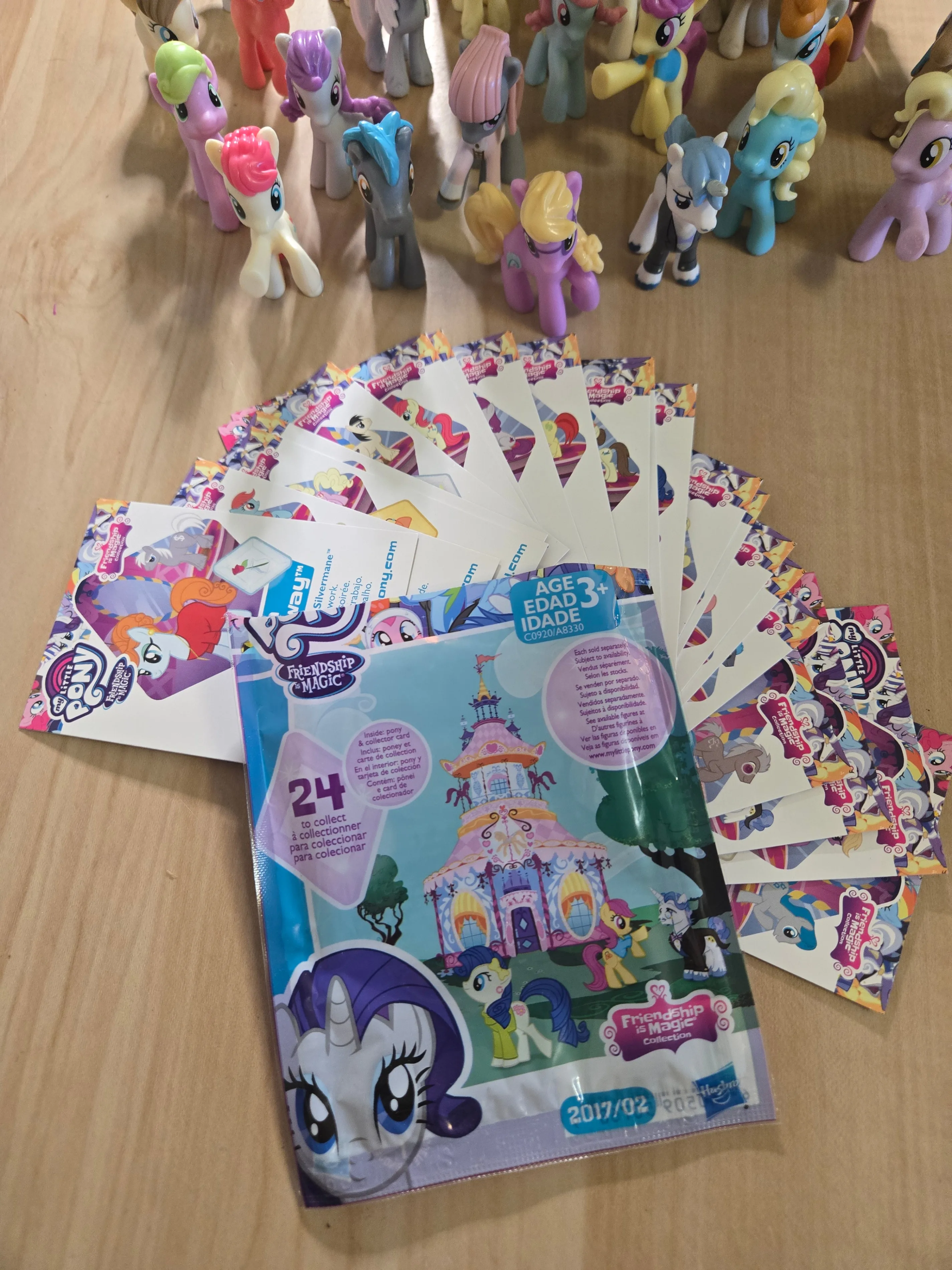 My Little Pony: Wave 20 Ponies with Cards (incomplete) image indicator(2)