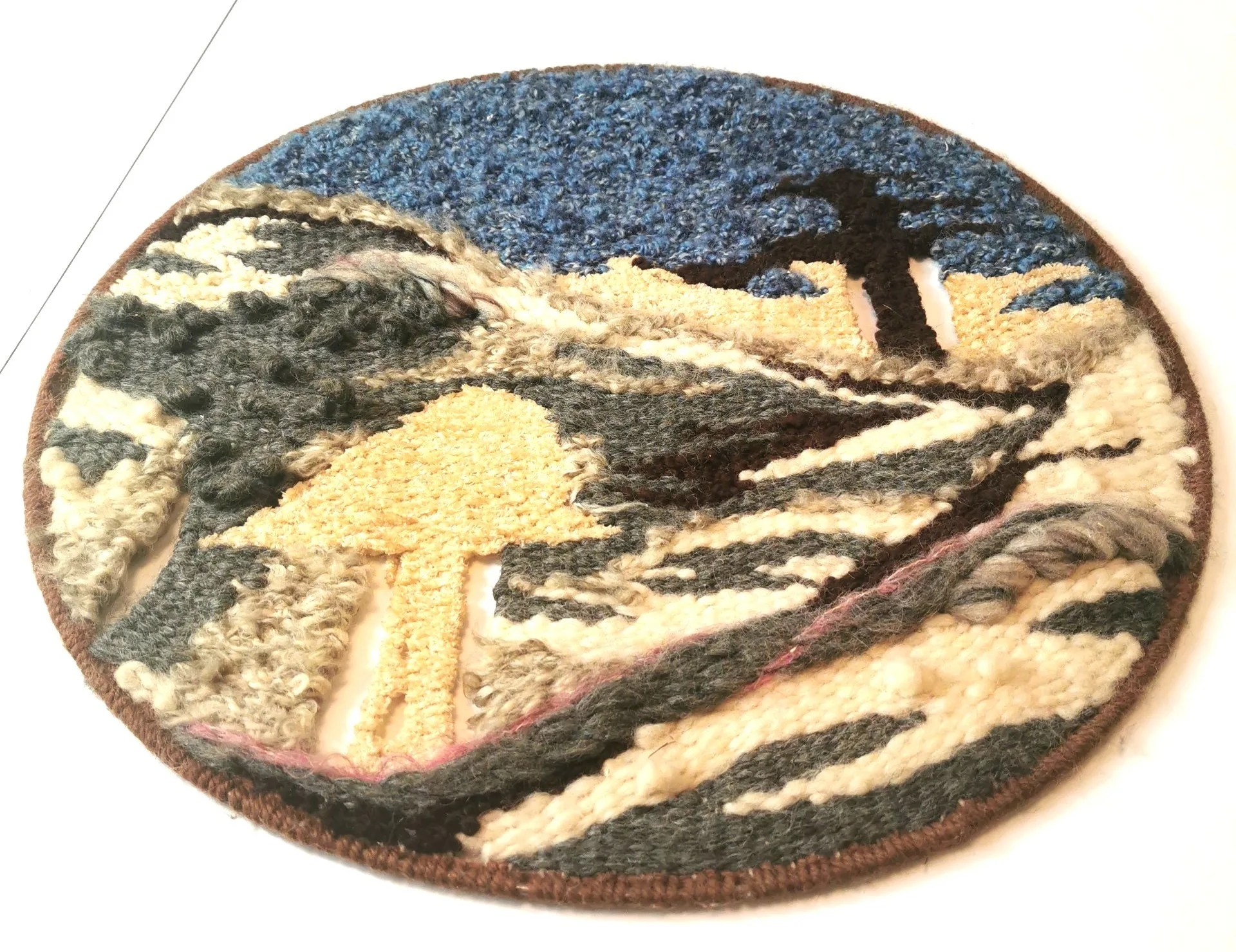 Rug Hooking Display Nature Scene Vintage 1970s image indicator(5)