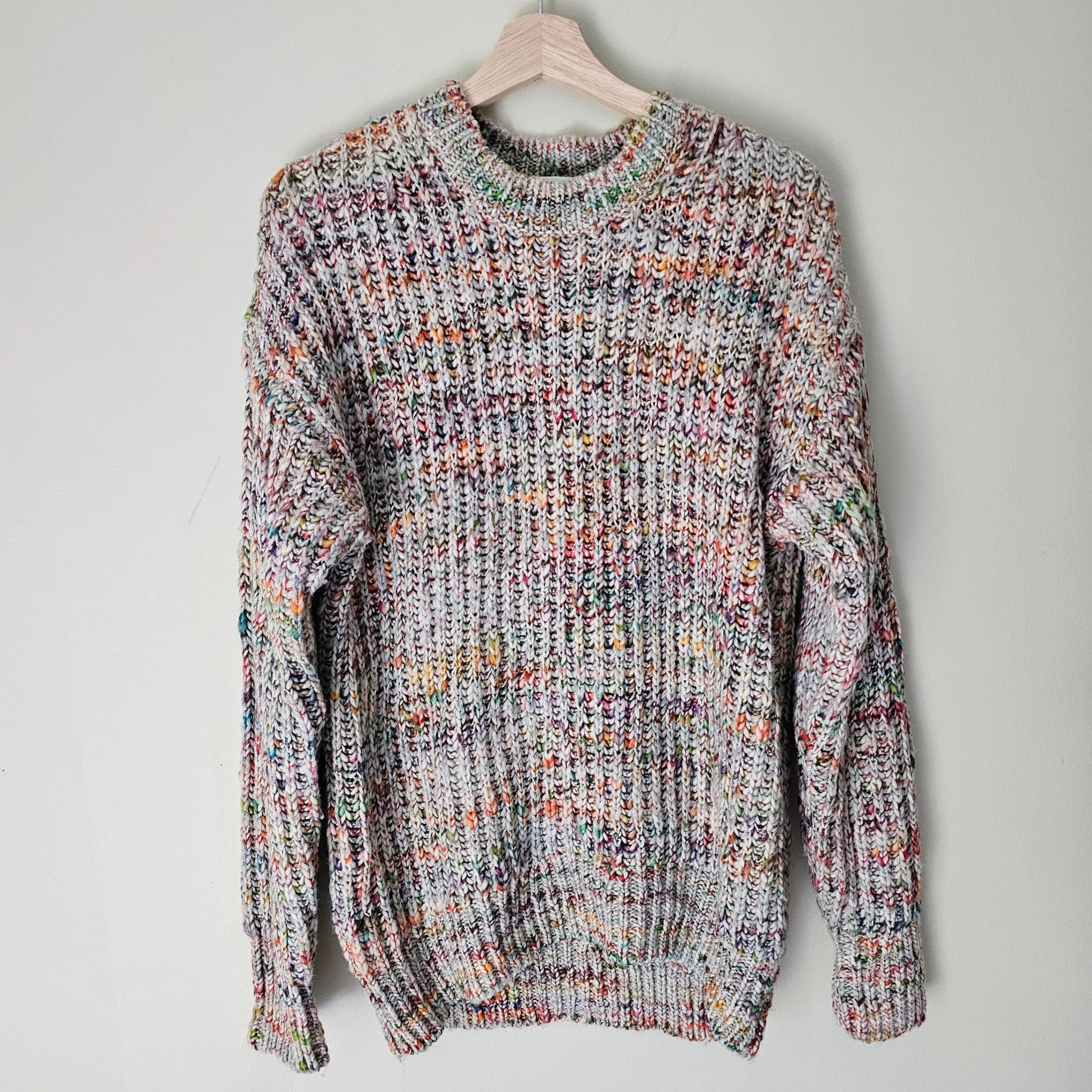 Aritzia Wilfred Free Retrograde Sweater - Primary Rainbow - Sz S thumbnail