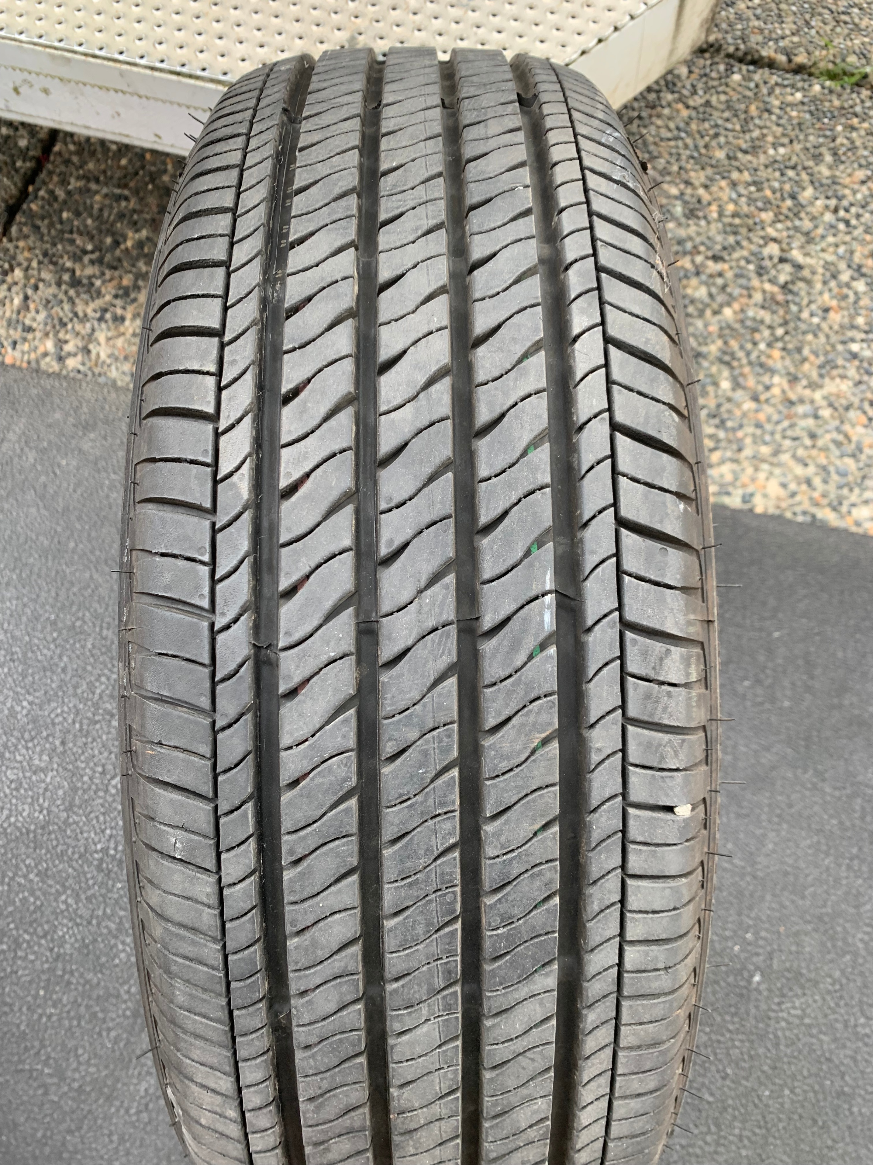 1 X single 205/60/16 92H M+S Firestone FT140 with 90% tread
