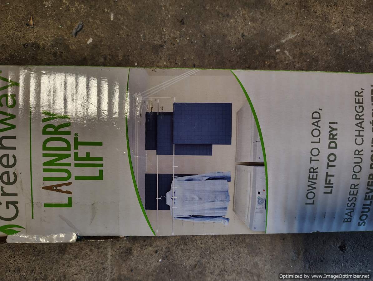 Greenway Laundry Lift elevated clothes line air drying - photo 3