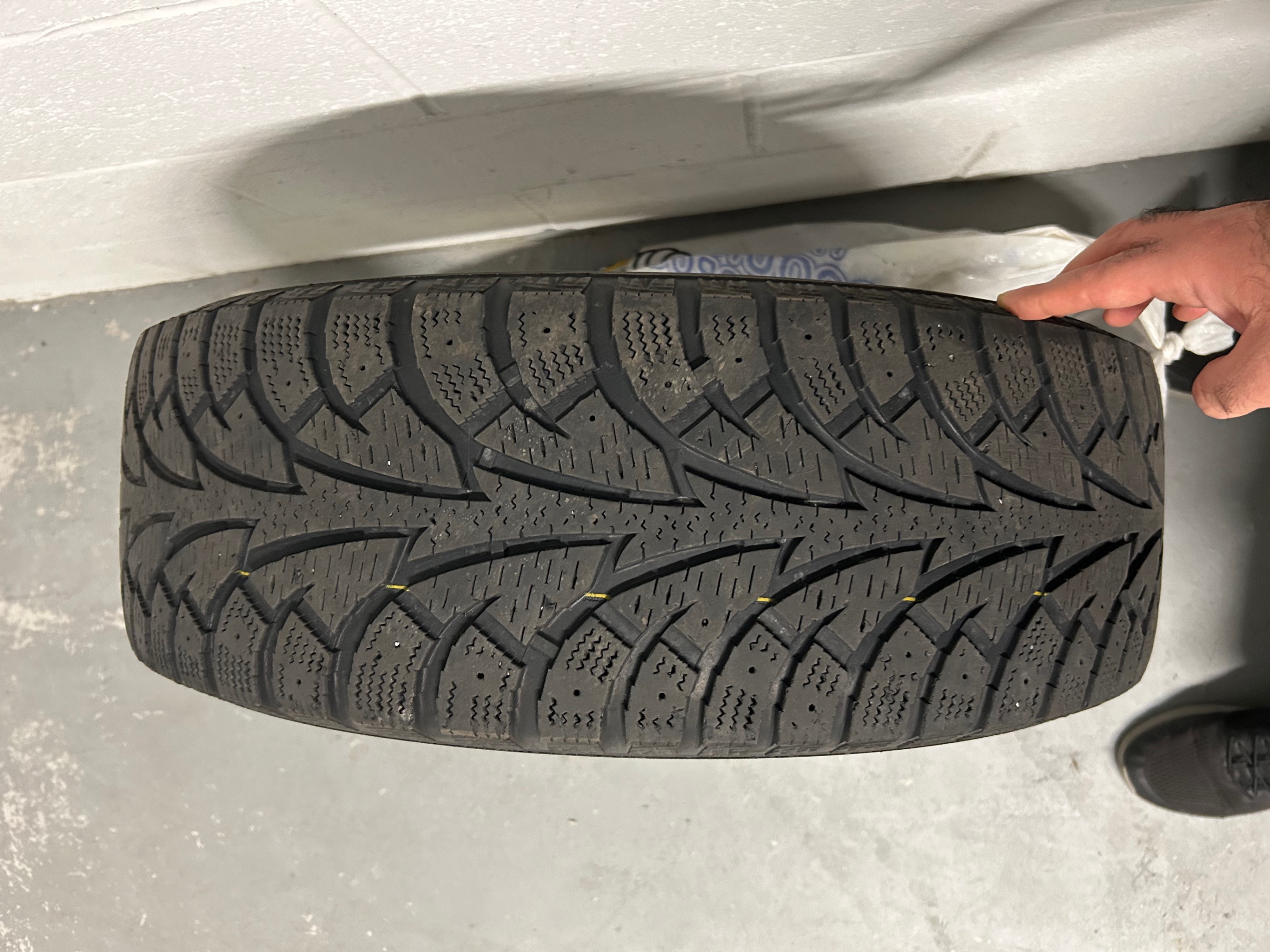 Winter tires 205/65R16 - photo 2