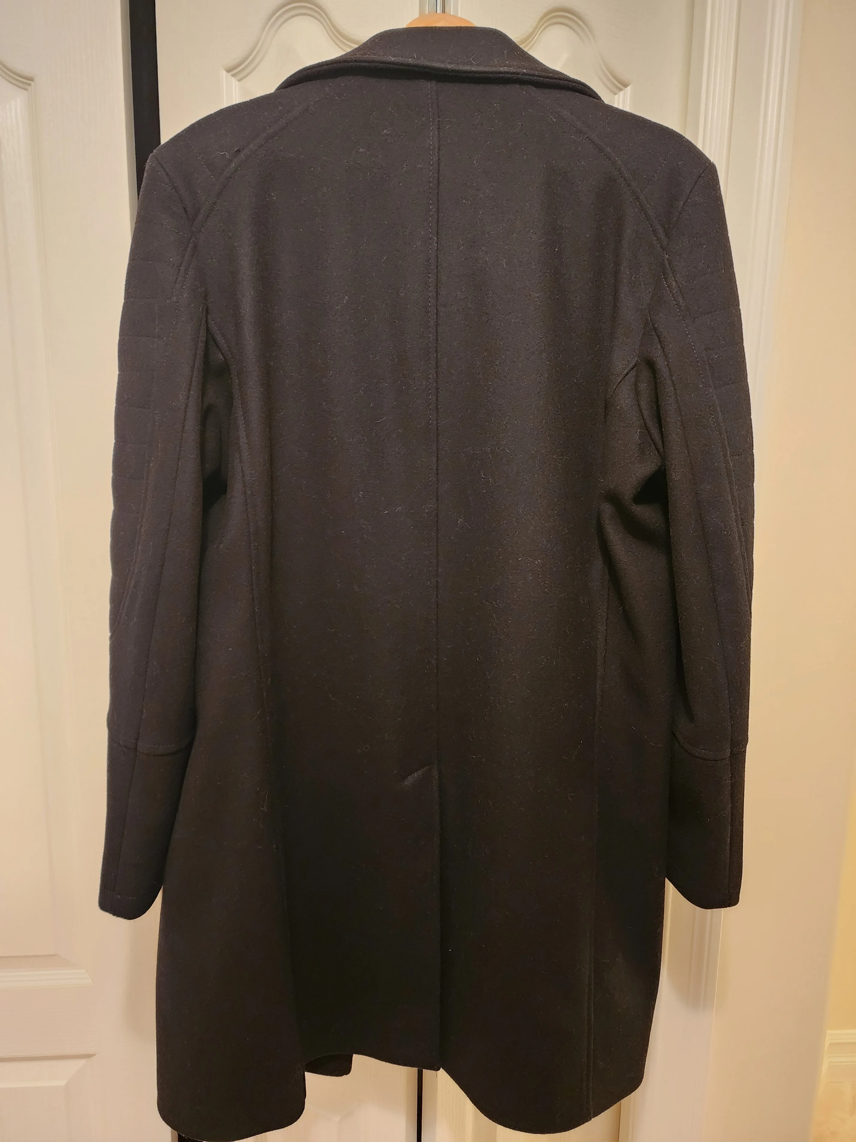 Winter Men Black Coat – ZARA image indicator(4)