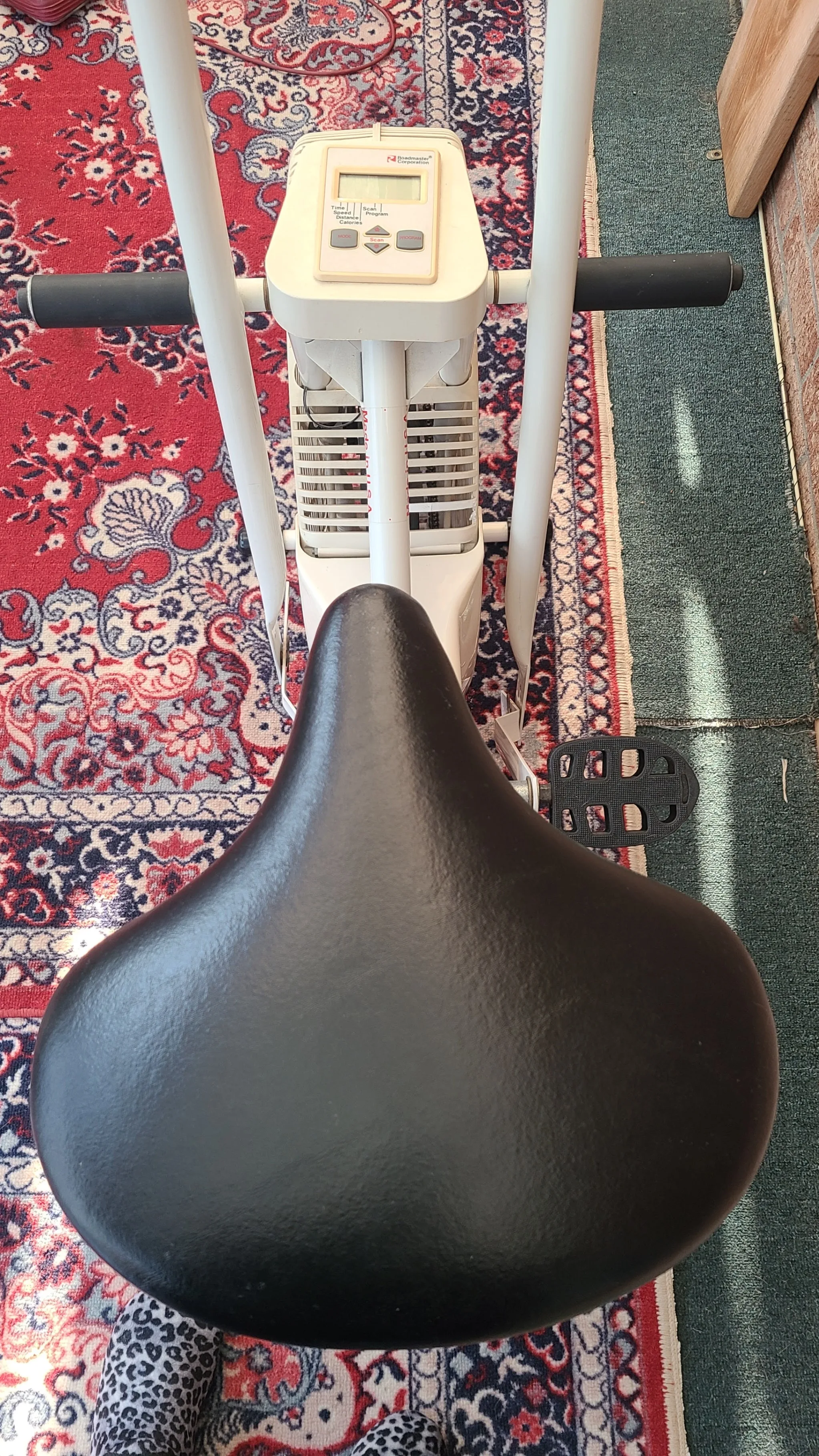 Vitamaster AirWaves Exercise Bike – Dual Action Workout! image indicator(2)