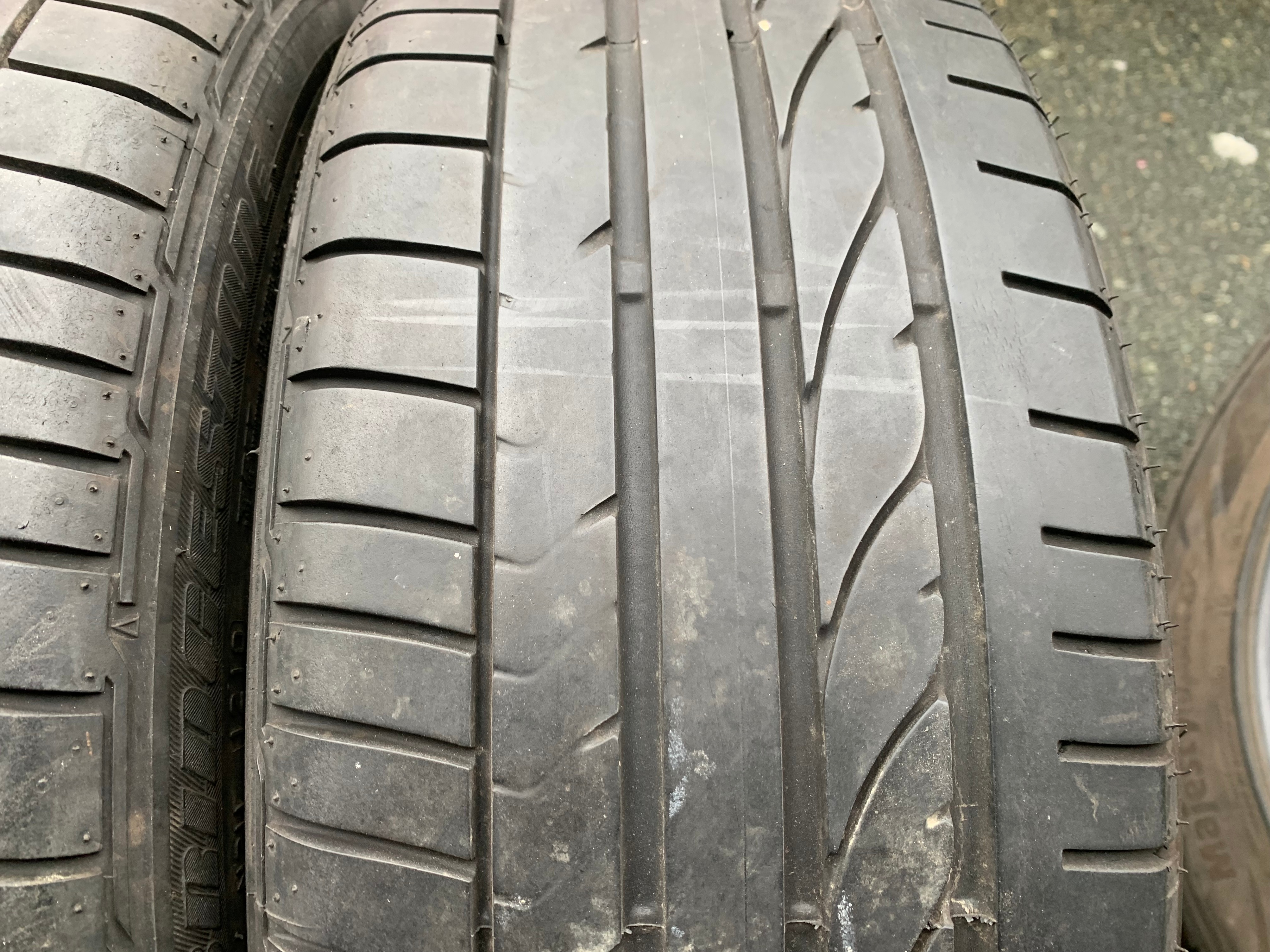 Pair of 205/45/17 Bridgestone Potenza RE050a RFT with 60% tread - photo 2