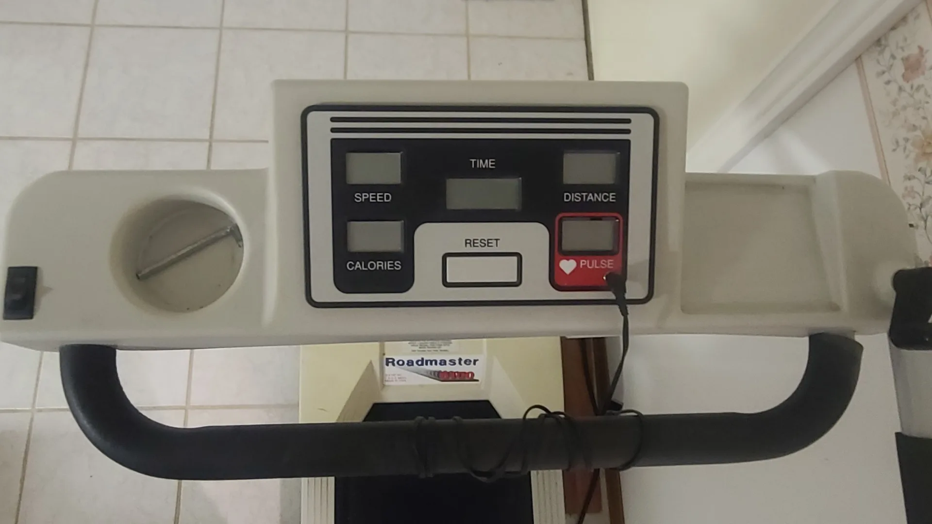 Roadmaster Treadmill – Excellent Condition! image indicator(2)