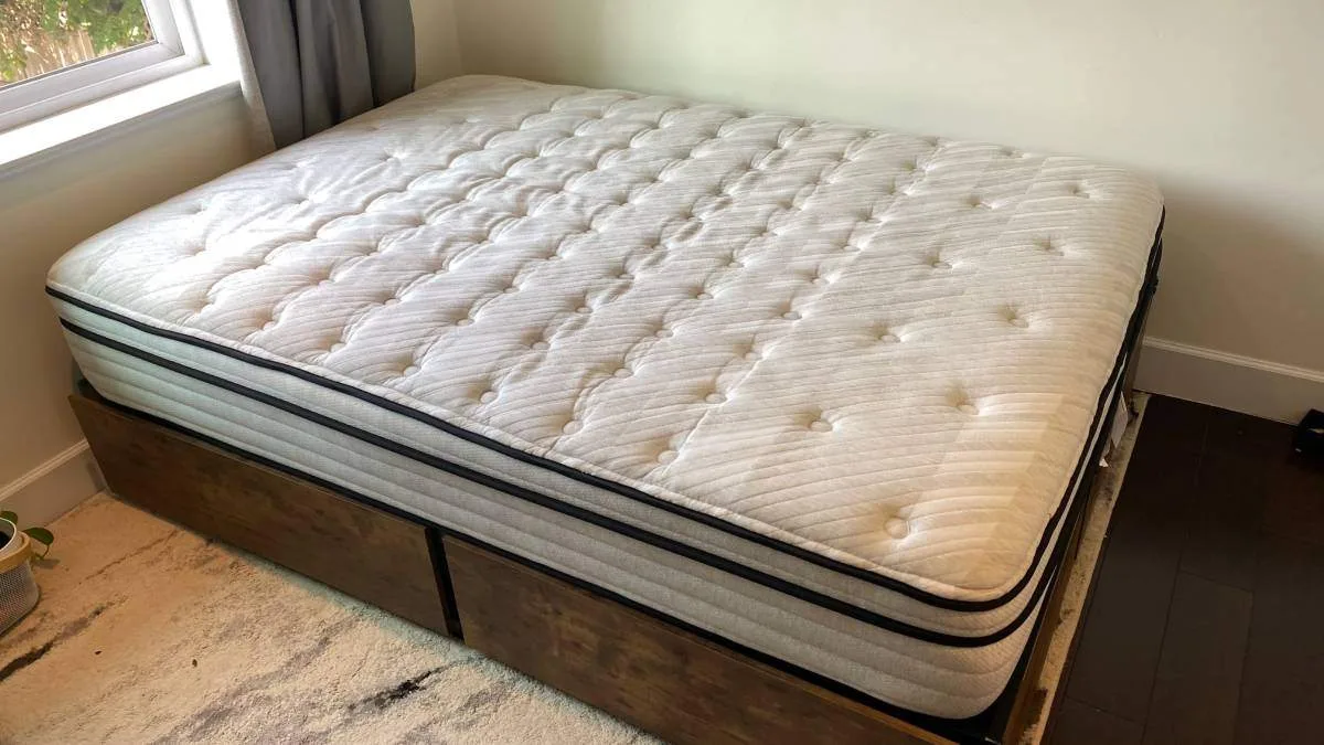 FULL size SEALY mattress (excellent condition) thumbnail