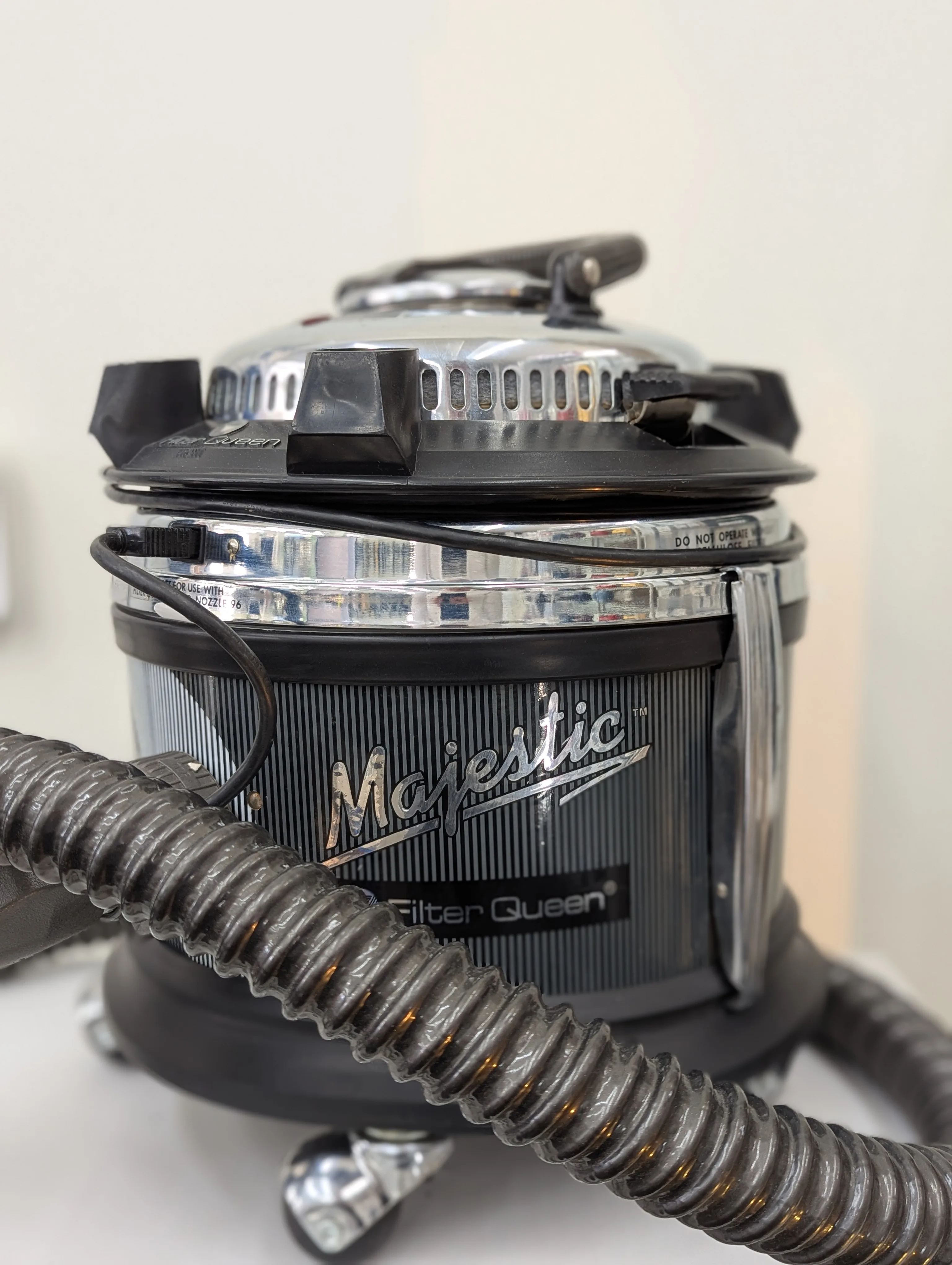Filter Queen Majestic Canister Vacuum – Excellent Condition image indicator(4)