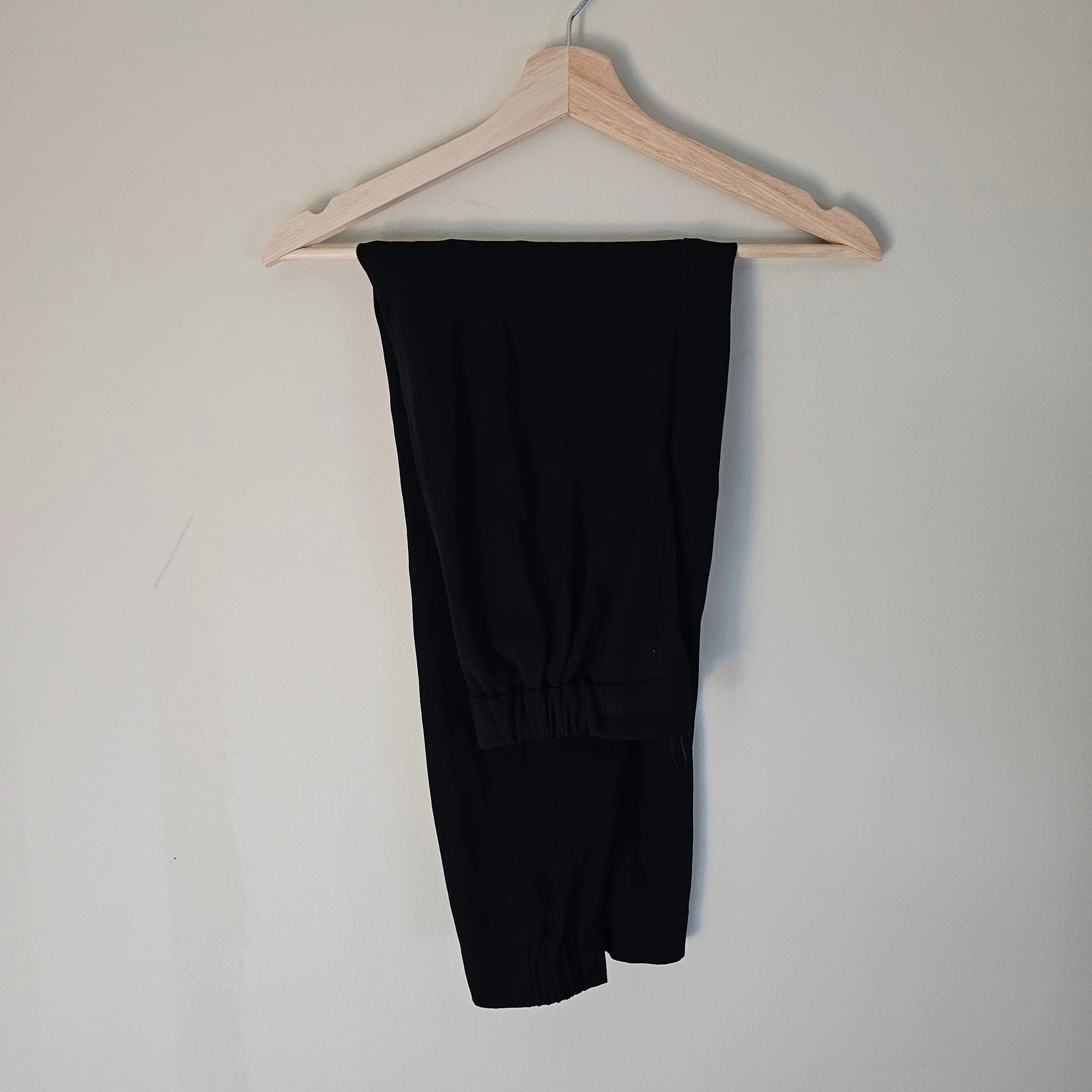 Aritzia Babaton Weston Pant - 2019 - Black - Sz 0 thumbnail