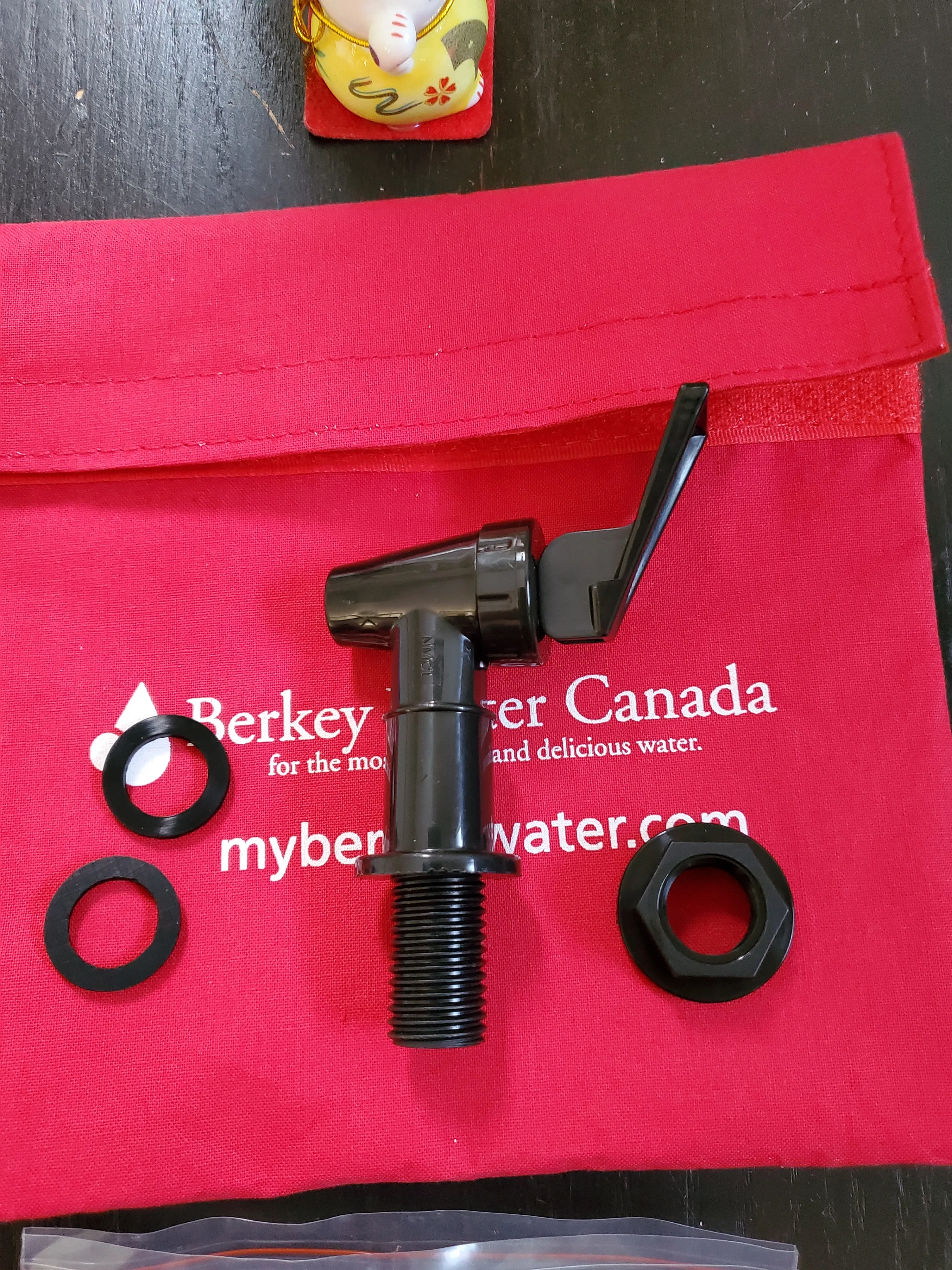 Berkey 1 Piece BPA Plastic water Spigot thumbnail