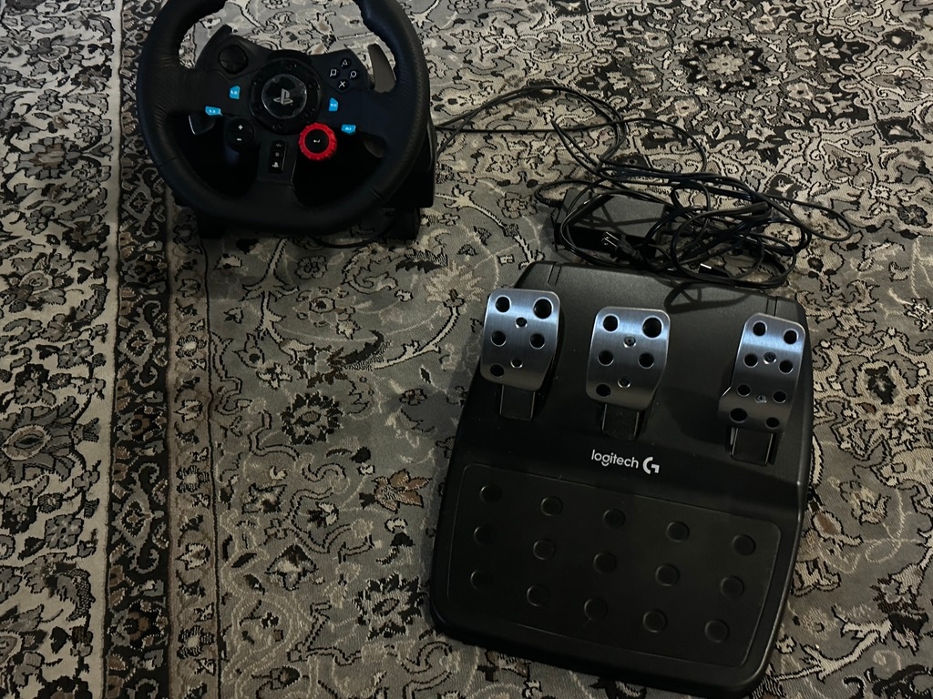 Logitech G29 Driving Force Racing Wheel and Floor Pedals - Black