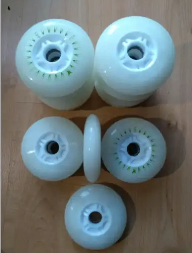 Luminous hockey/skate rollerblade wheels 76/80/100/110 (READ AD) - photo 2