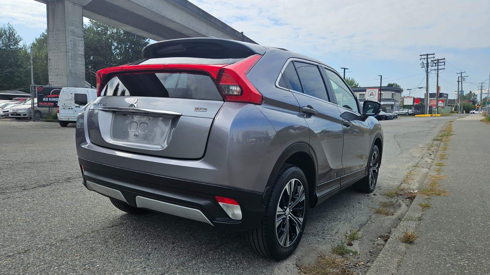 2020 Mitsubishi Eclipse Cross AWD, Clean Title - photo 3