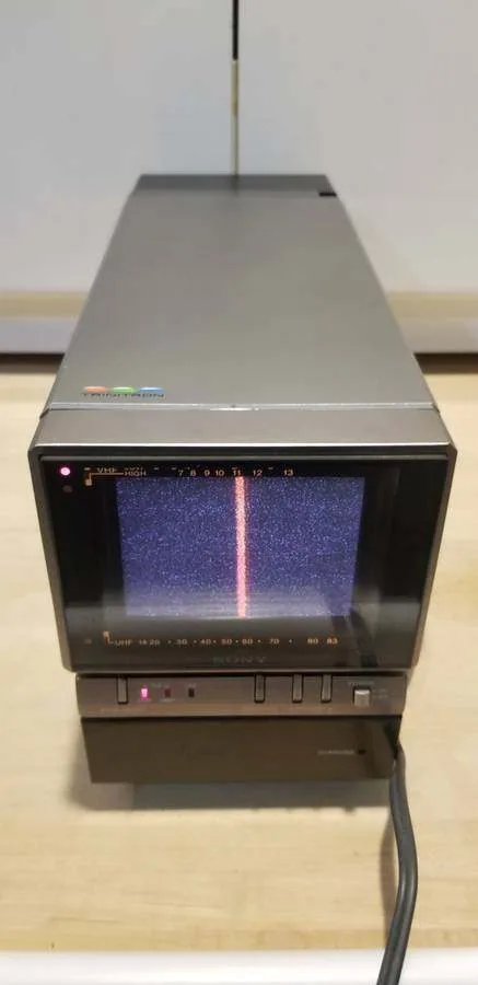 EXTREMELY RARE 1980 Worlds Smallest Color SONY Trinitron KV-4000 image indicator(4)