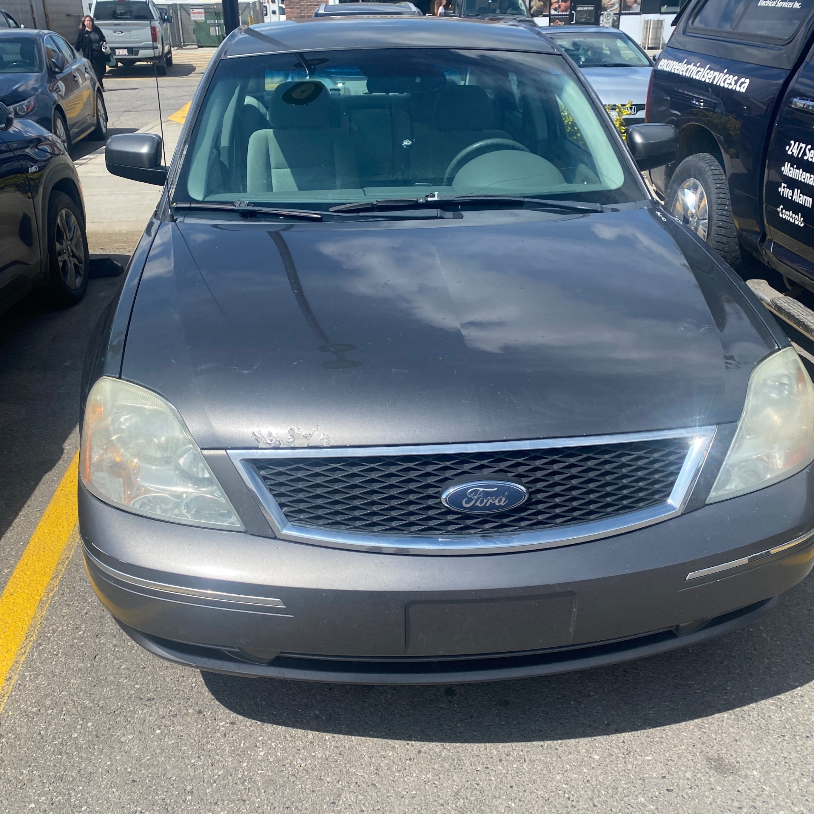 Reliable Sedan, Great for First Car! 2006 Ford Five Hundred