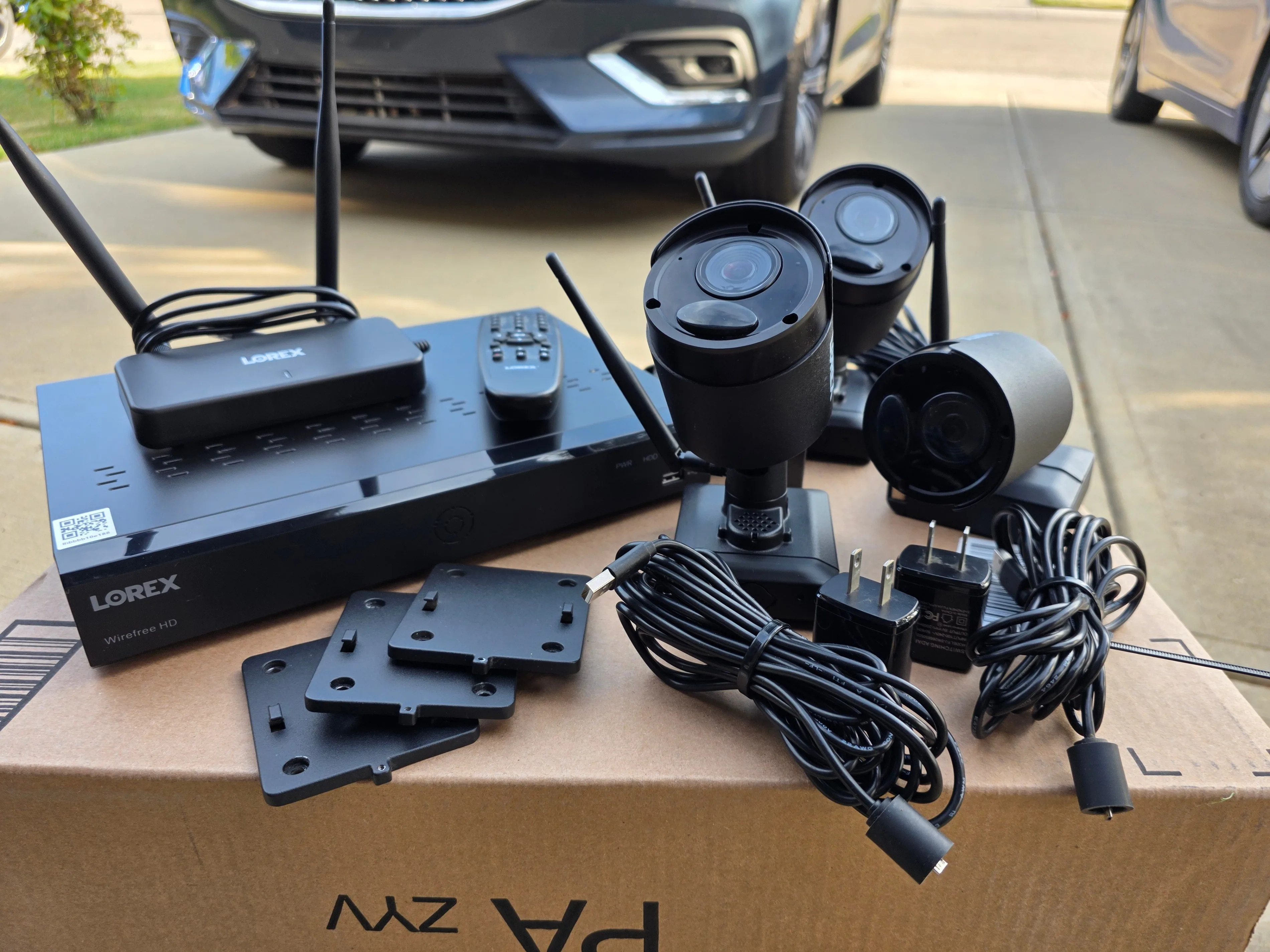 Lorex 1080p HD Digital Video Surveillance System image indicator(2)