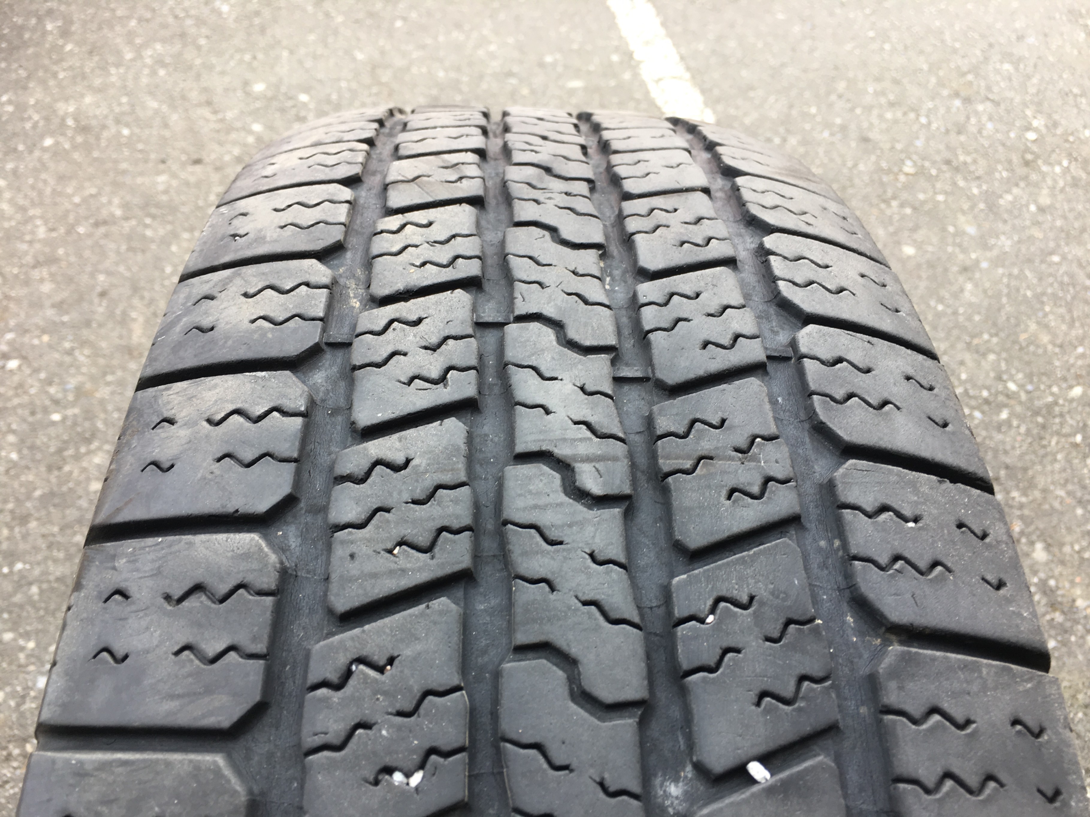 1 X single 265/70/17 Goodyear Wrangler SRA with 60% tread - photo 3