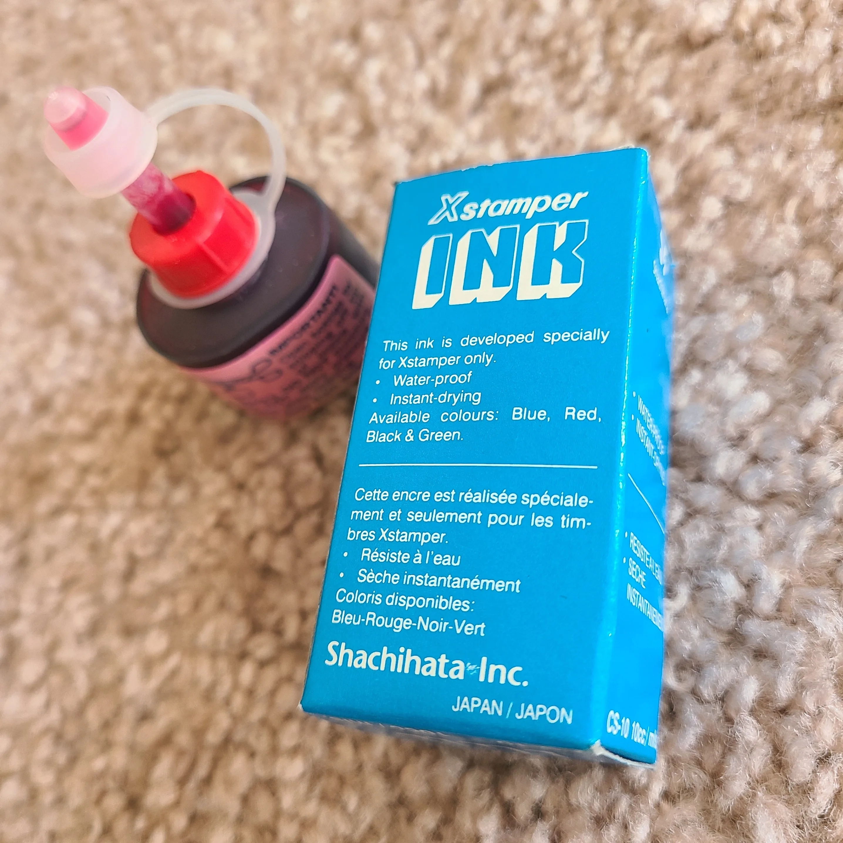 Shachihata Xstamper pre-inked stamp and original refill ink image indicator(8)