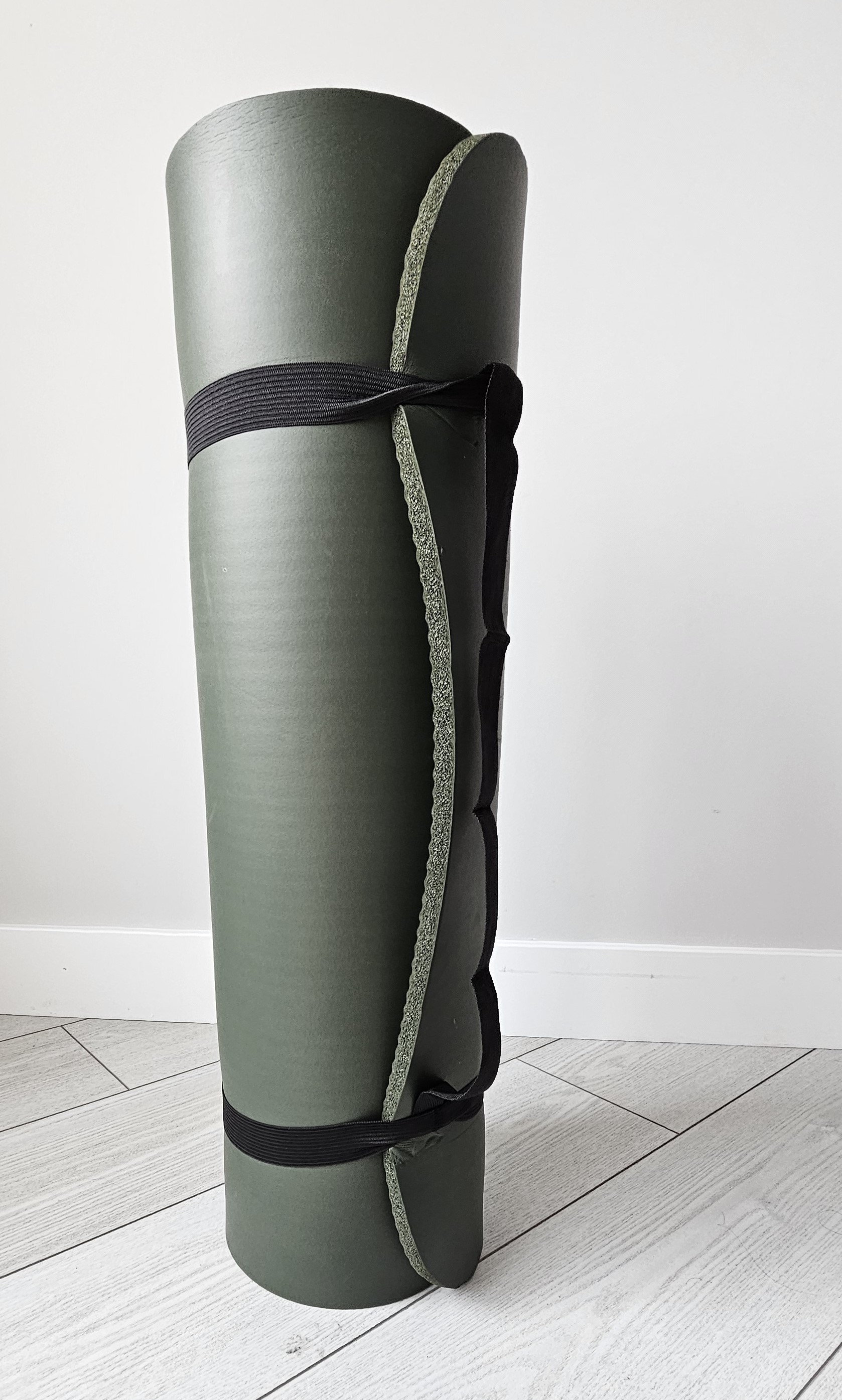 Yoga Mat 1/2 Inch Thick (Like New)