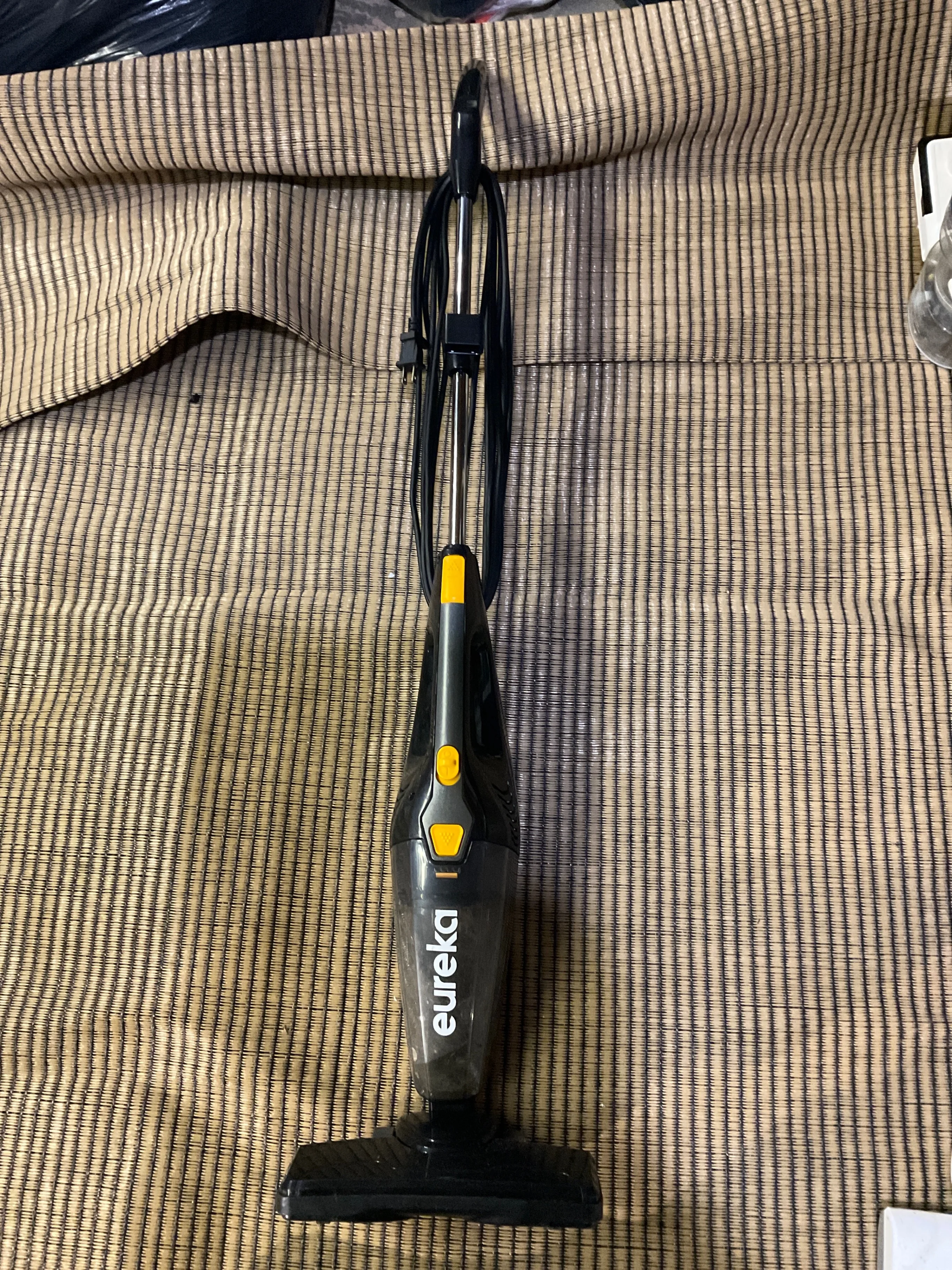 Eureka 3in1 vacuum thumbnail