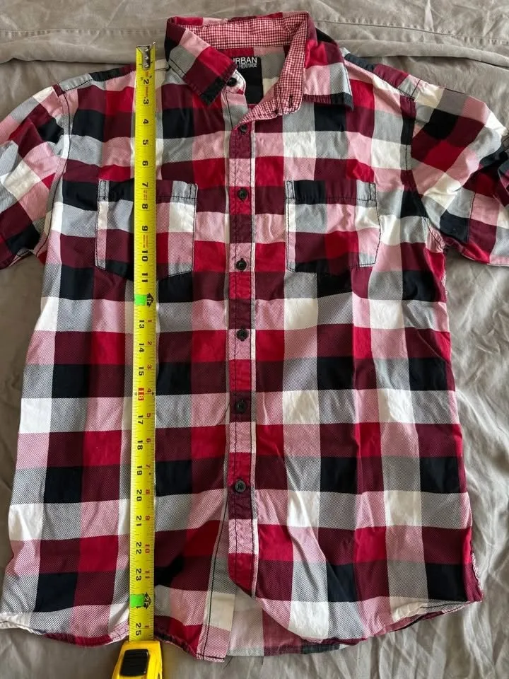 Men’s Urban Planet Plaid Shirts Medium 1 for $7, 2 for $10 image indicator(6)