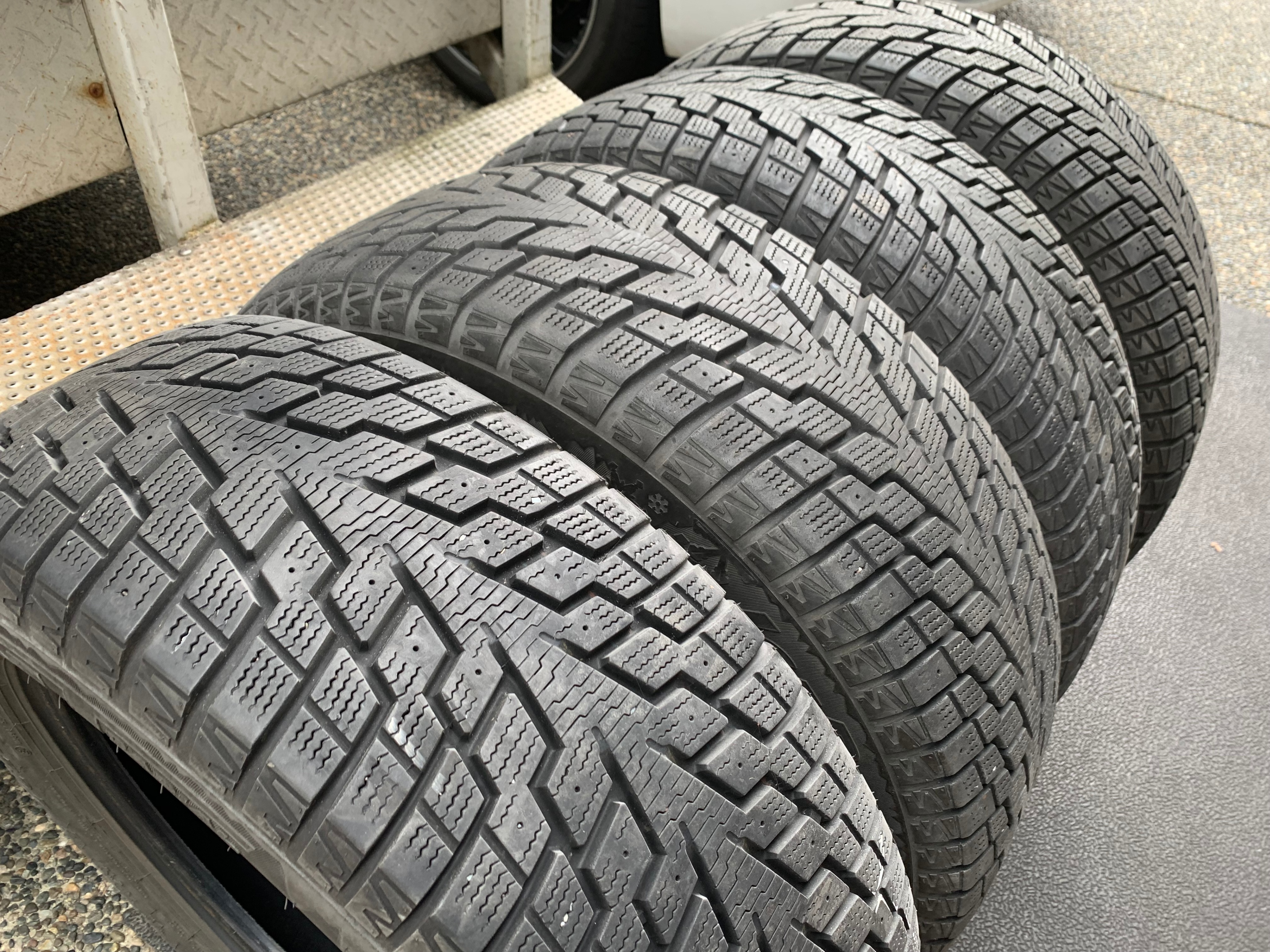 SET of 225/60/17 99T M+S GT Radial Ice Pro 3 with tons of tread - photo 4