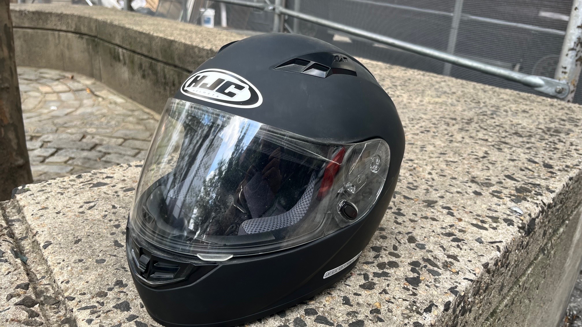 HJC CS-R3 - Electric Shield