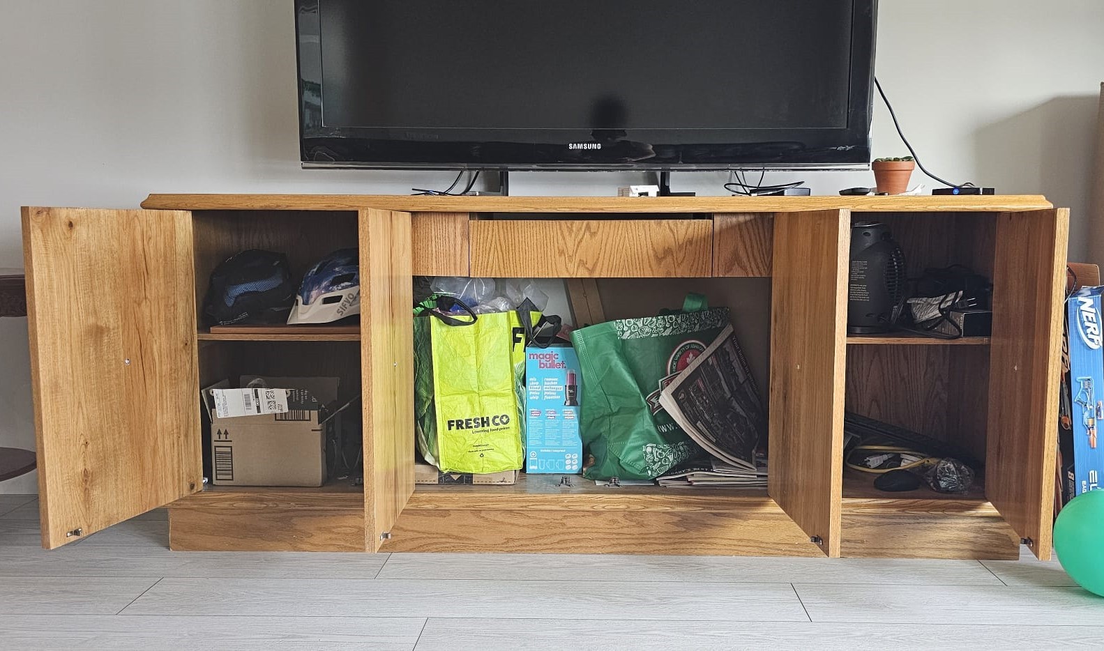 Move on Sale – Solid Wood TV Stand with Storage