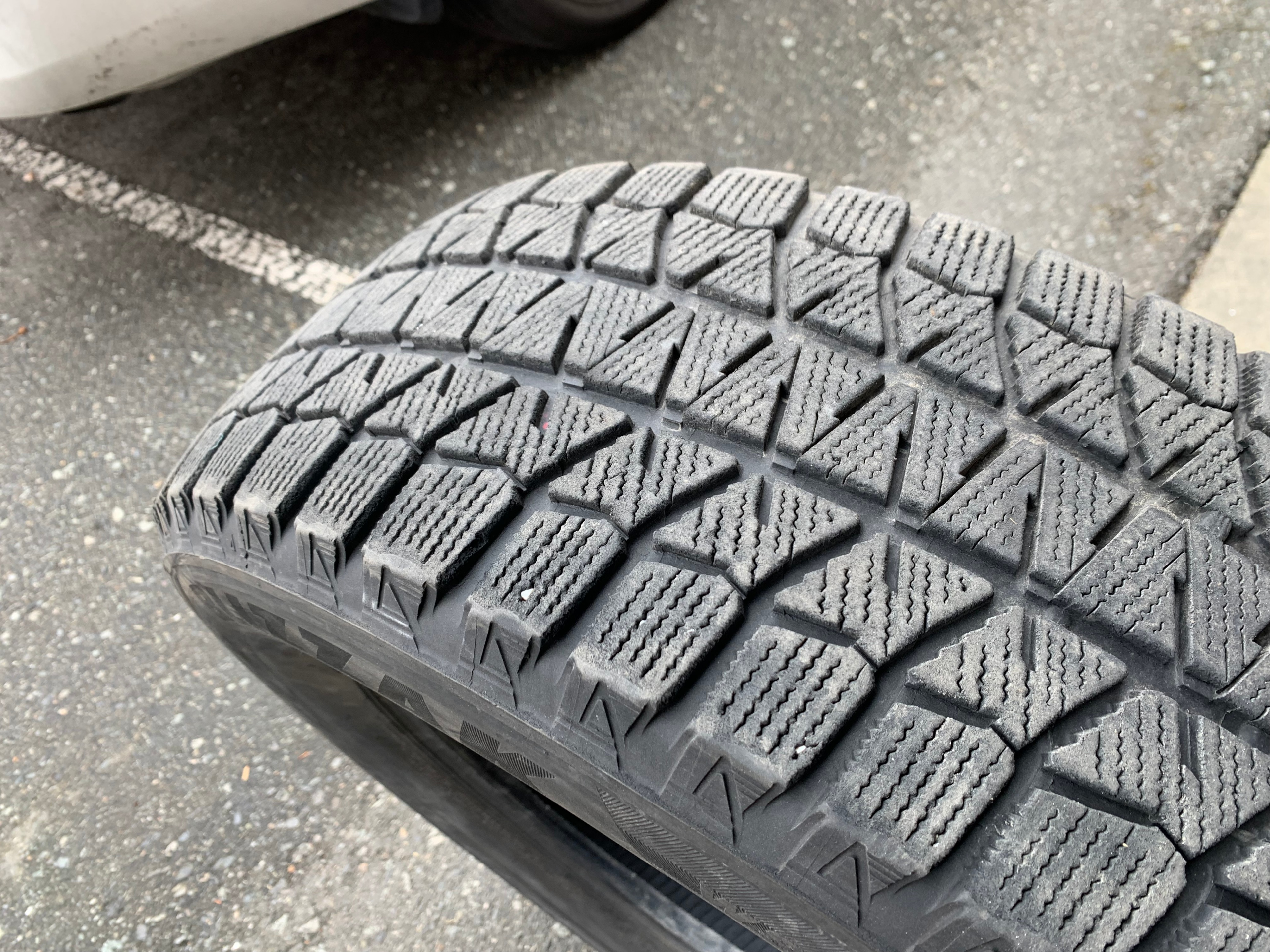Pair of 225/65/17 M+S 102H Bridgestone Blizzak WS80 w 50% tread - photo 3