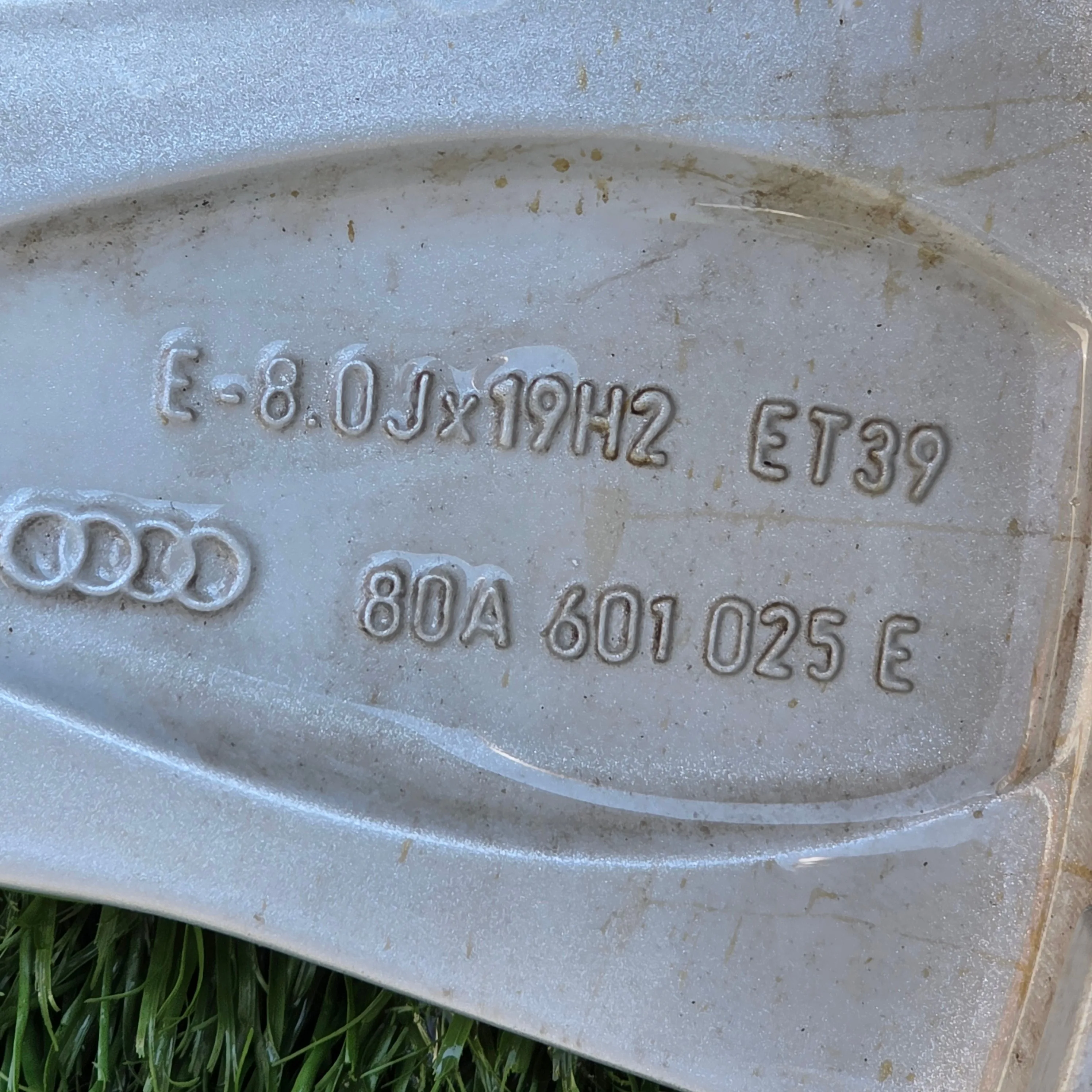 19 inch Audi OEM rims 5x112 like new image indicator(6)
