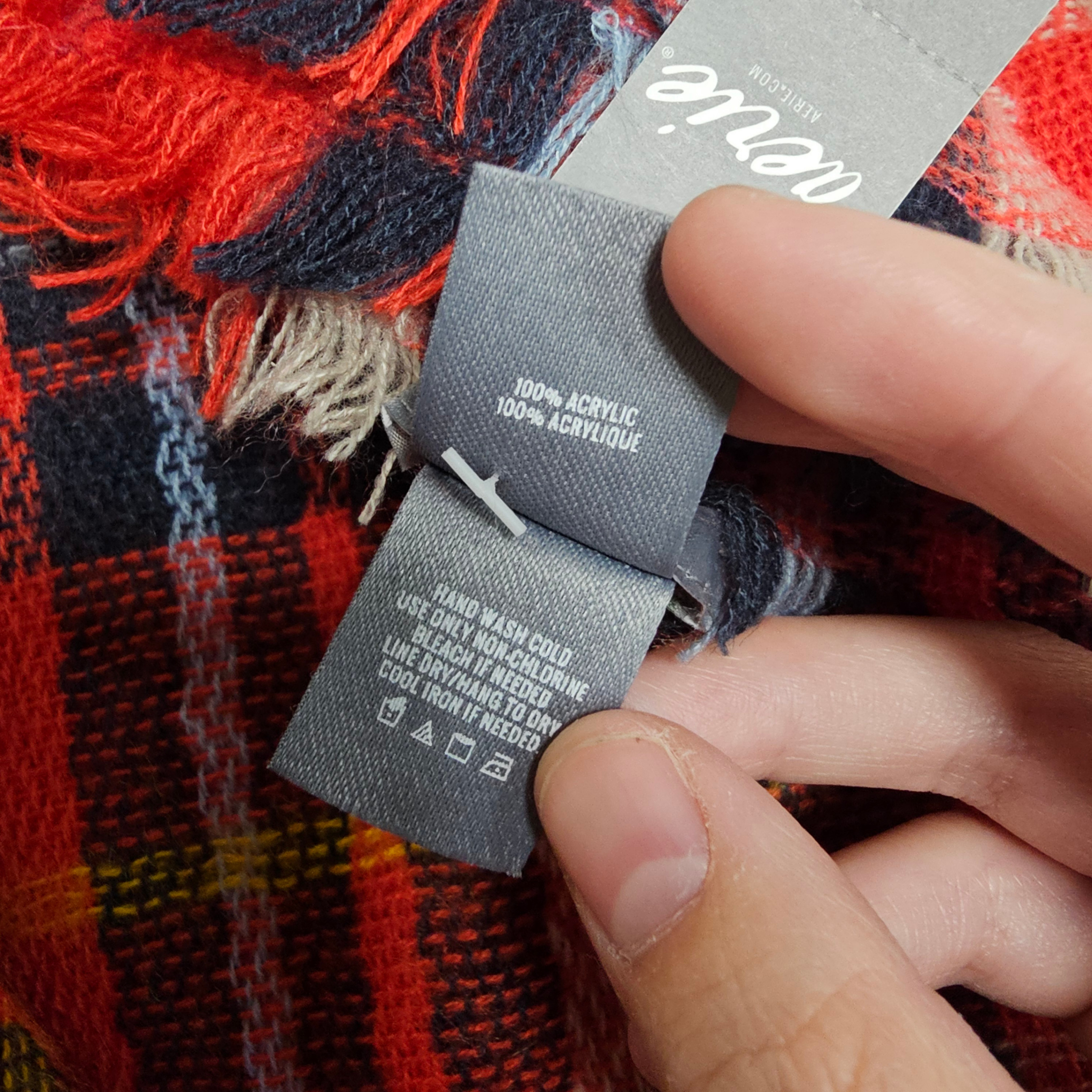 NWT Aerie Plaid Woven Blanket Scarf - Red - 59x59 in - photo 5