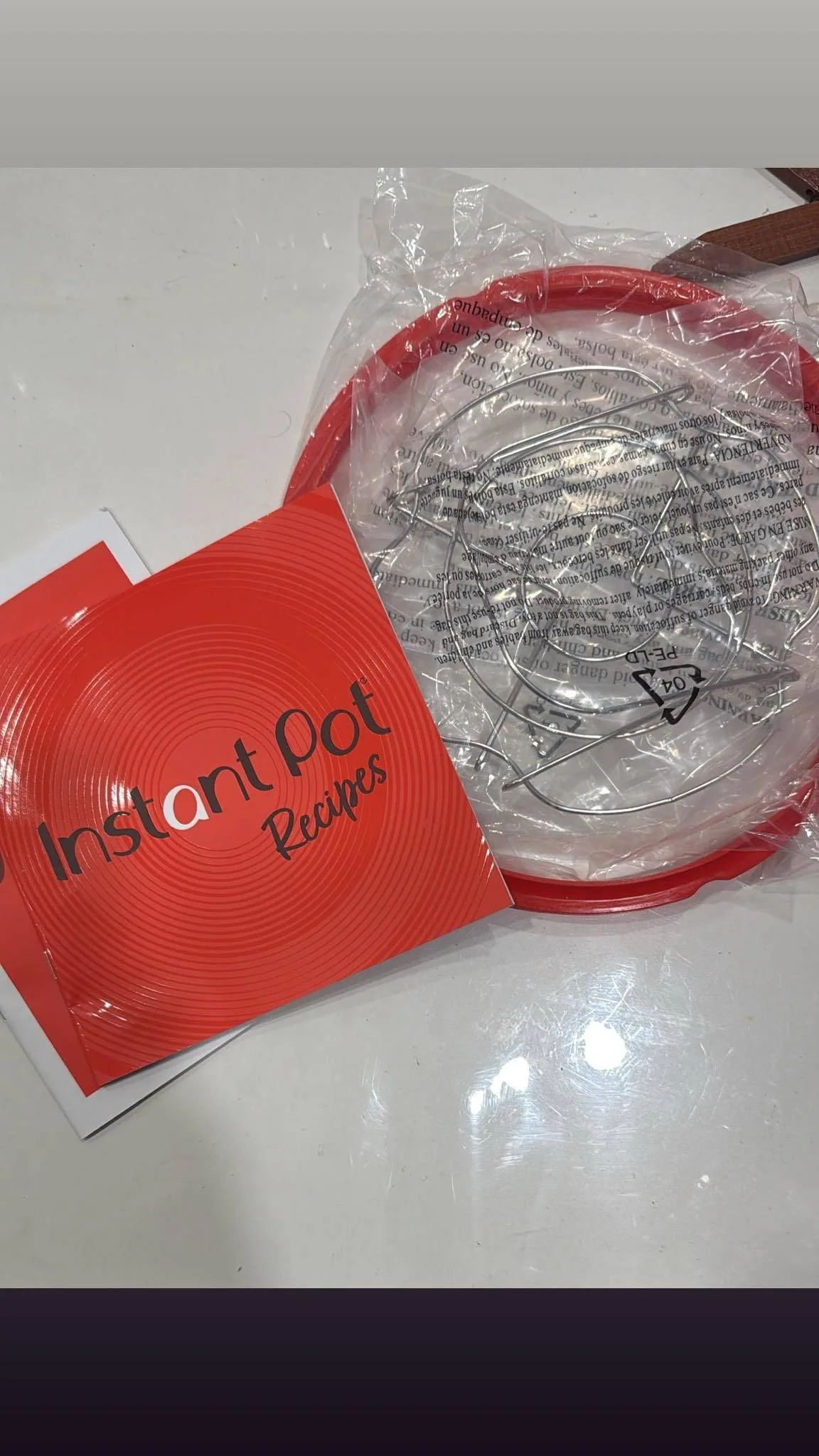 Instant Pot Pro (8 QT) 10-in-1 Pressure Cooker image indicator(3)