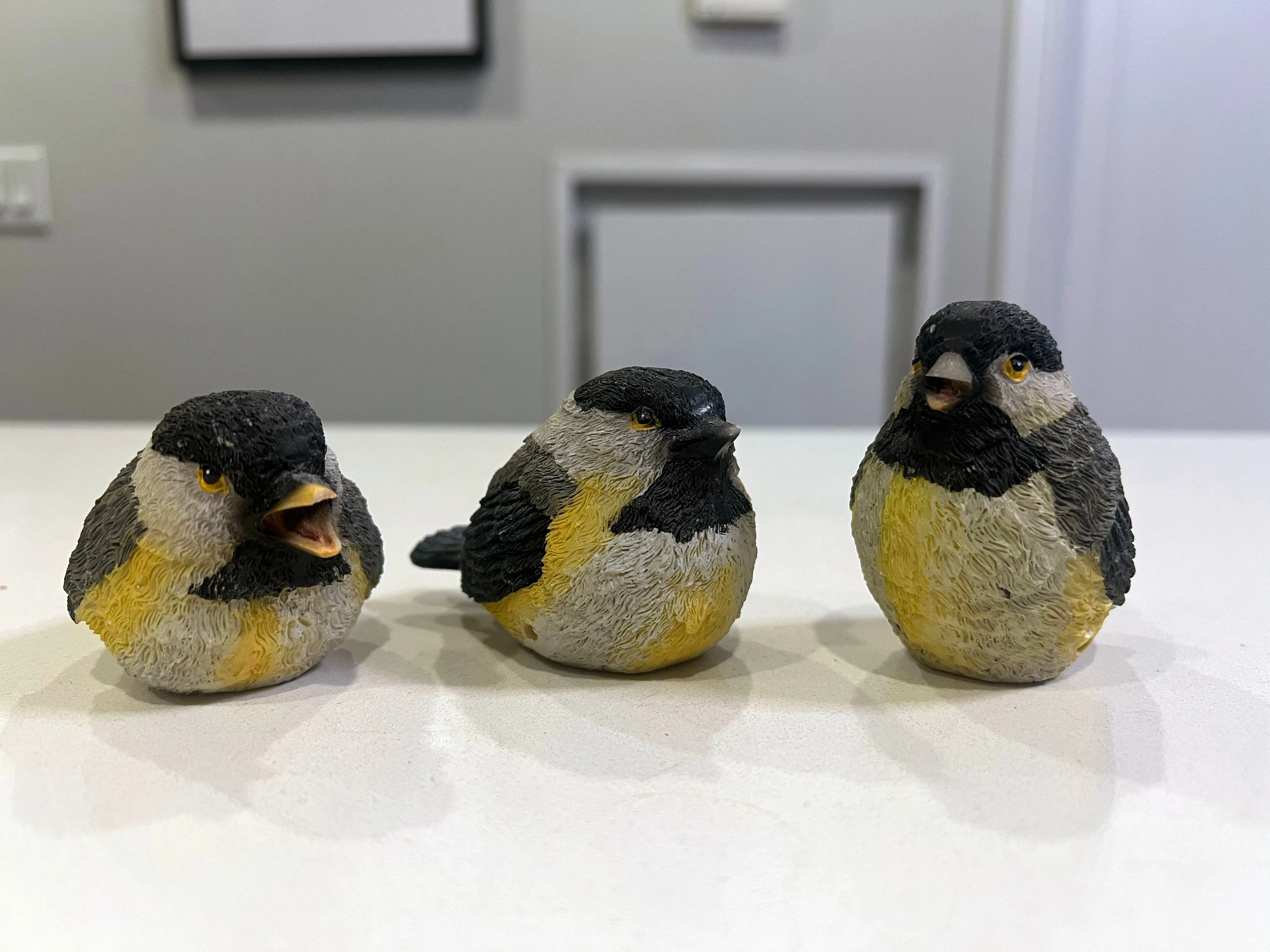 3 Chickadees Decor thumbnail