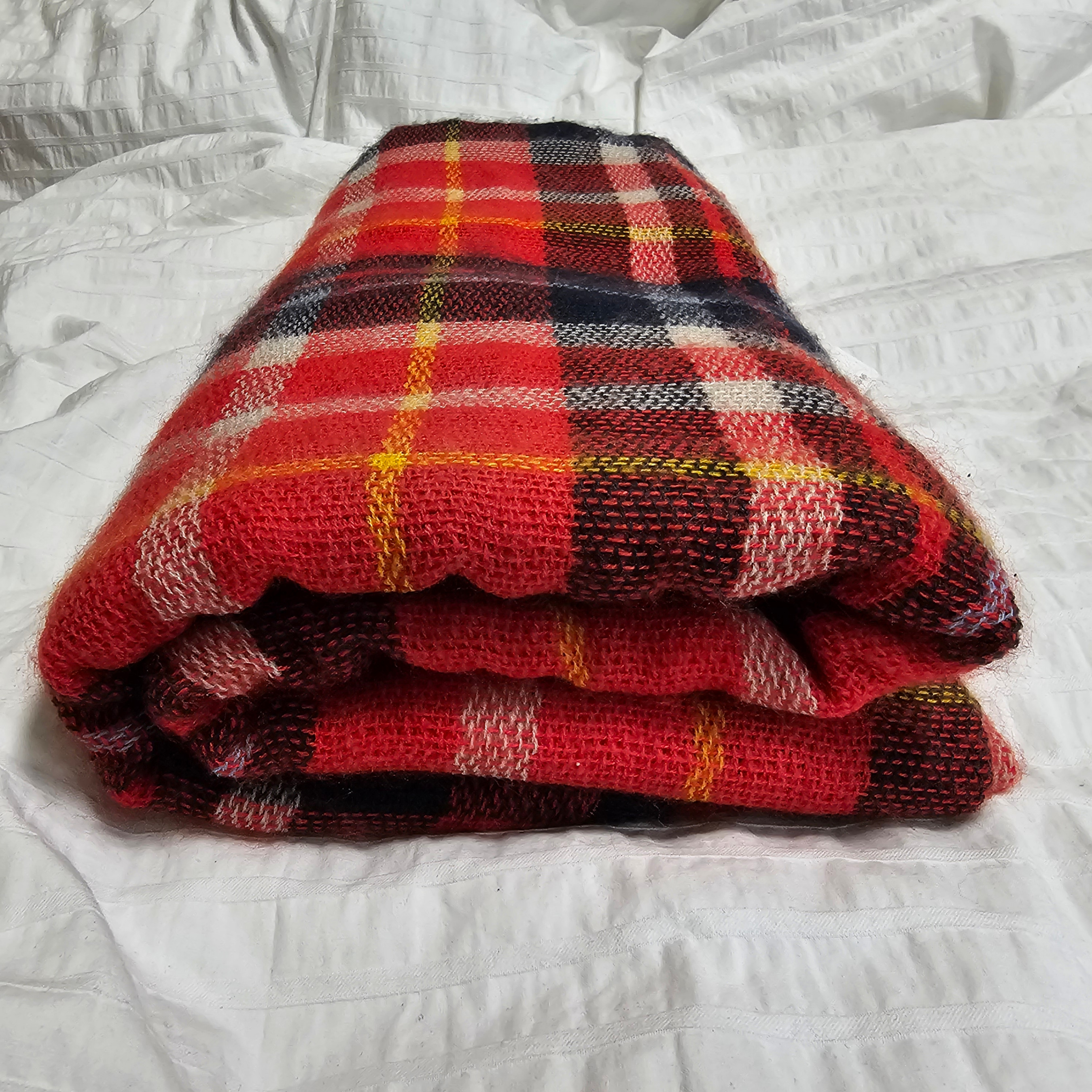 NWT Aerie Plaid Woven Blanket Scarf - Red - 59x59 in - photo 2