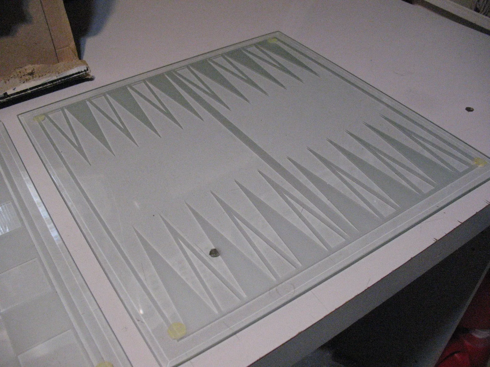 3 in 1 Glass Chess/Backgammon/and Checkers Game image indicator(4)