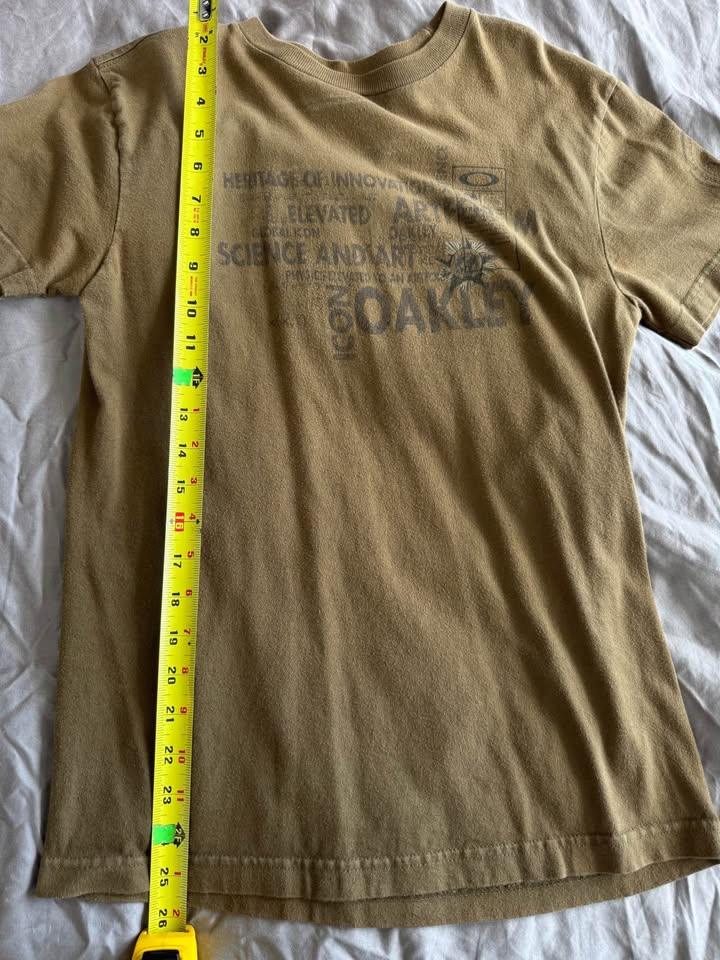 Men’s Oakley Vintage Shirt - Small - photo 4