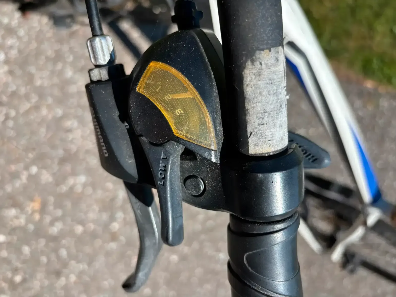 CCM Krossport Men’s Bike with comfort seat image indicator(5)