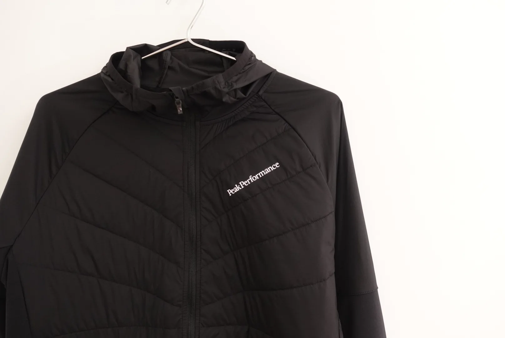 Peak Performance Mens Alum Jacket Black - L image indicator(2)
