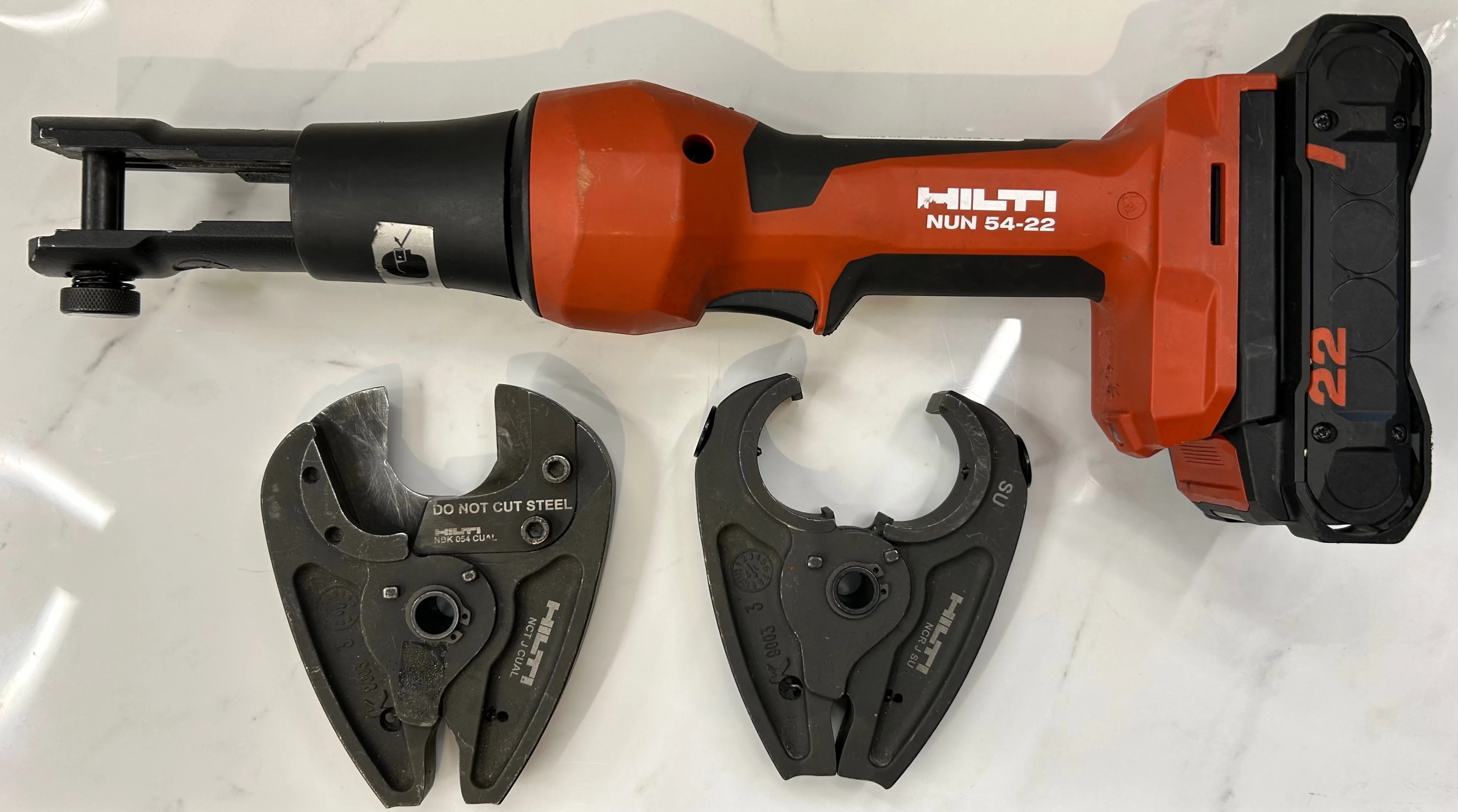 Hilti NUN 54-22 Cordless Crimping Tool Set thumbnail