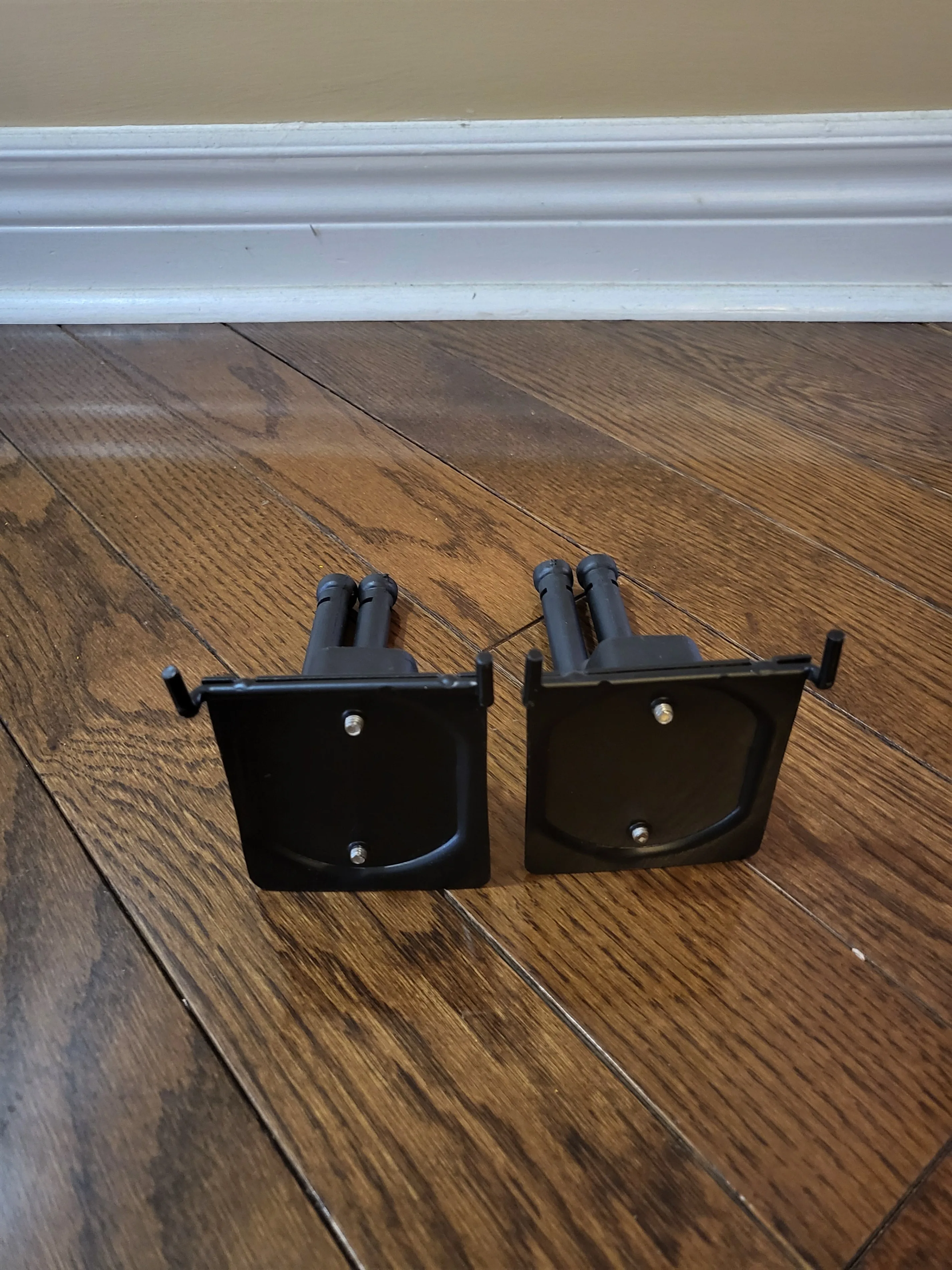 Guitar wall mount holder 2 pcs image indicator(2)