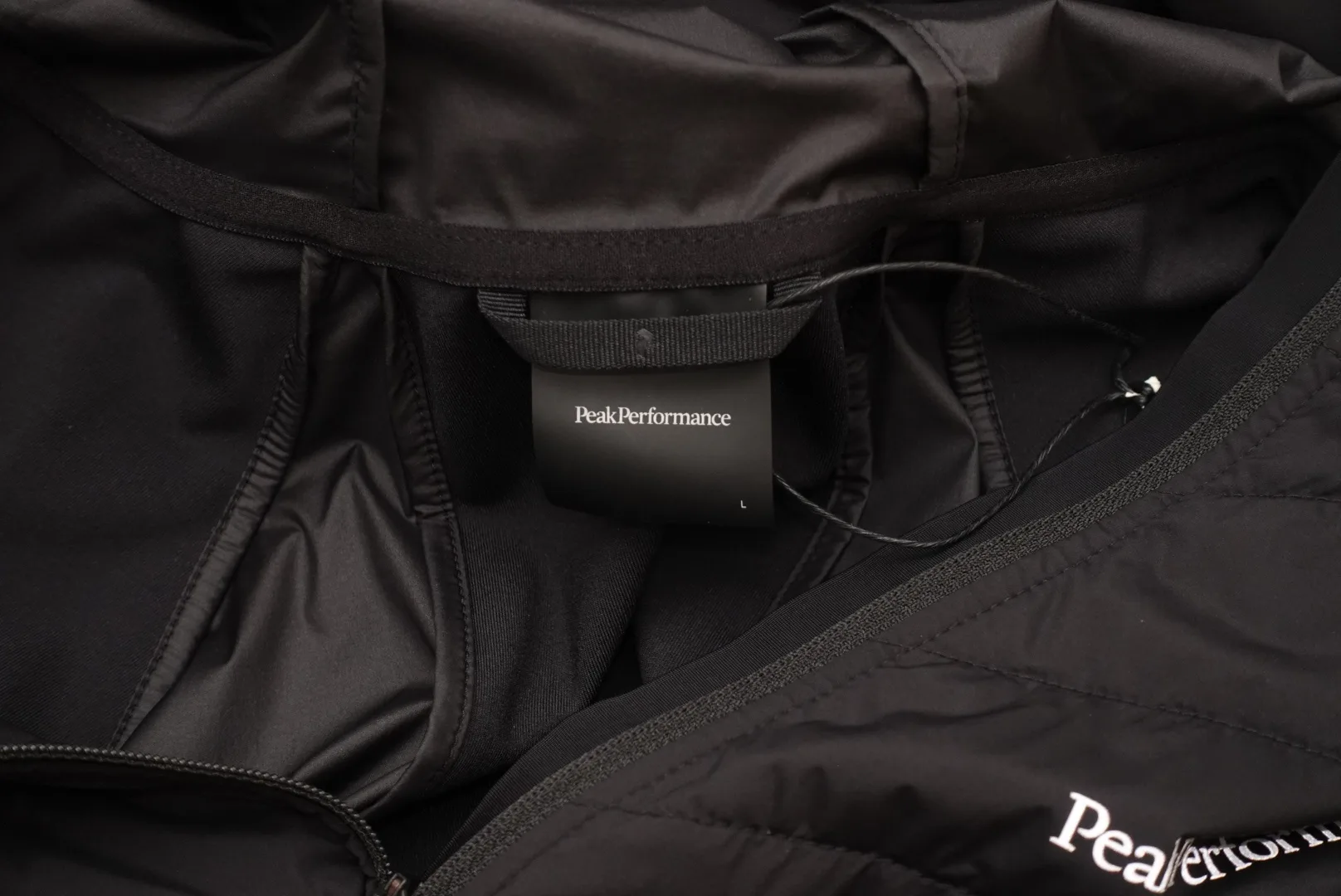 Peak Performance Mens Alum Jacket Black - L image indicator(5)